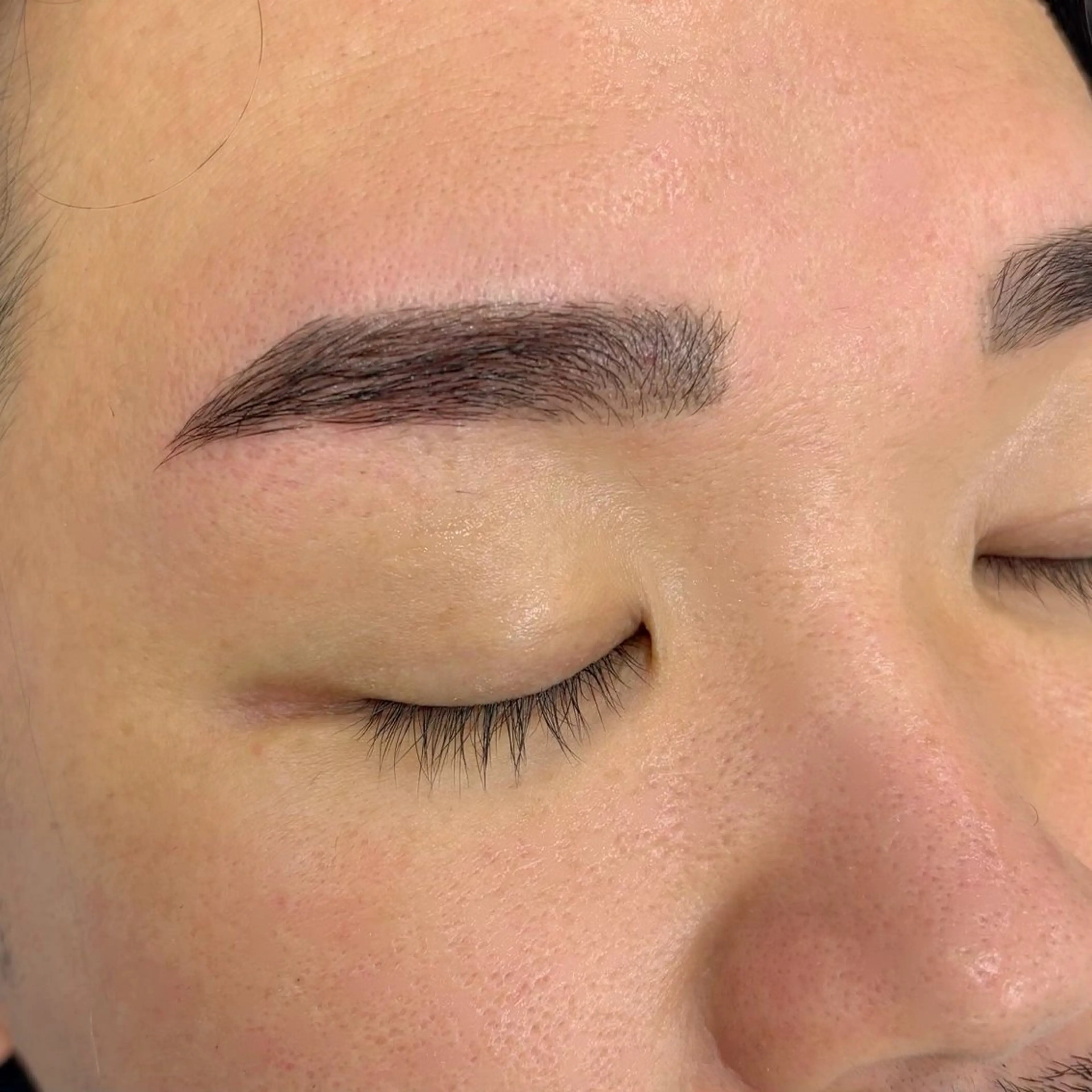 メンズ アイブロウ エサージュ新宿店 miu🎀のマツエク・マツパデザイン