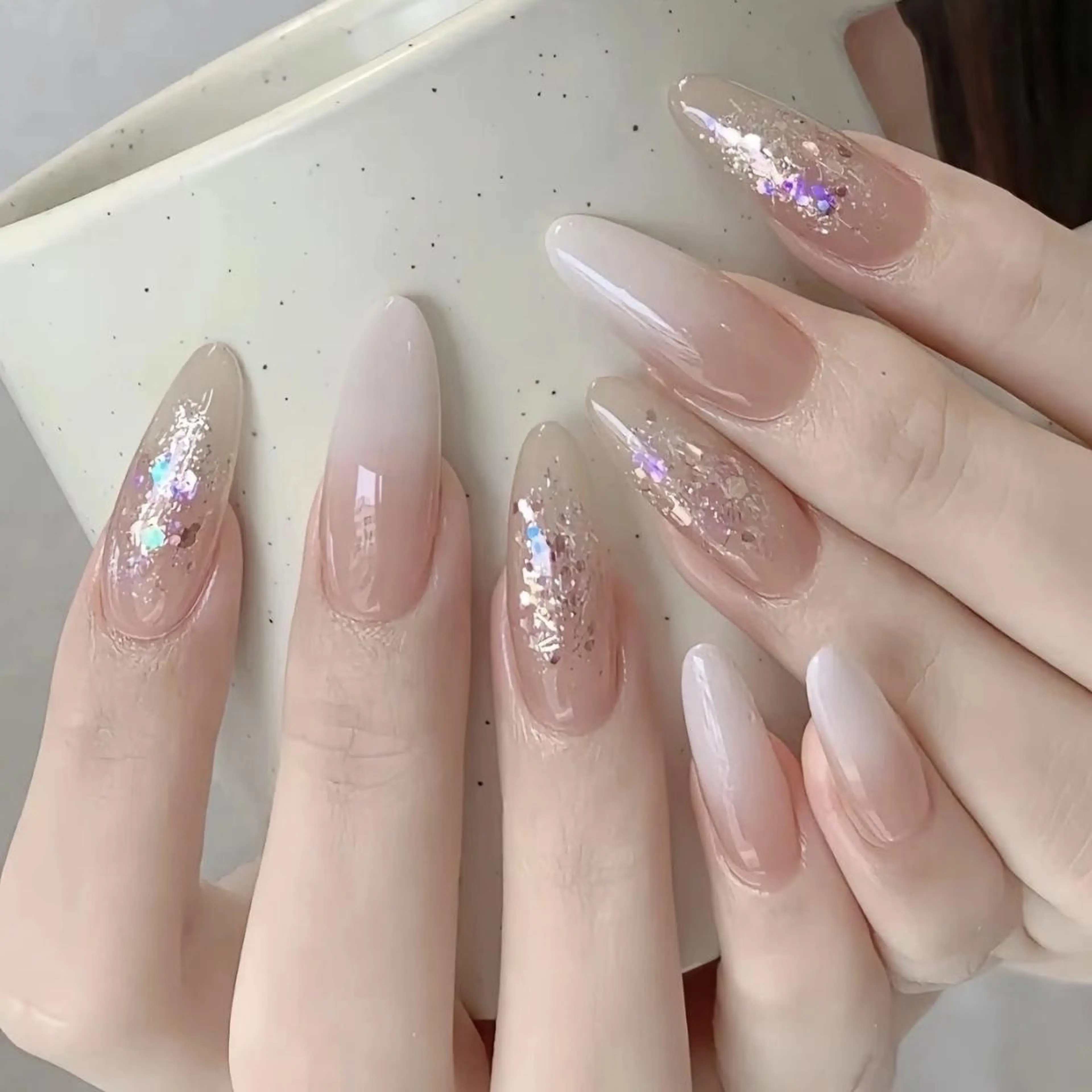 メンズ ネイル アートネイル フレンチネイル ジェルネイル ハート キラキラネイル ✨Bloom Ruby❣️のネイルデザイン