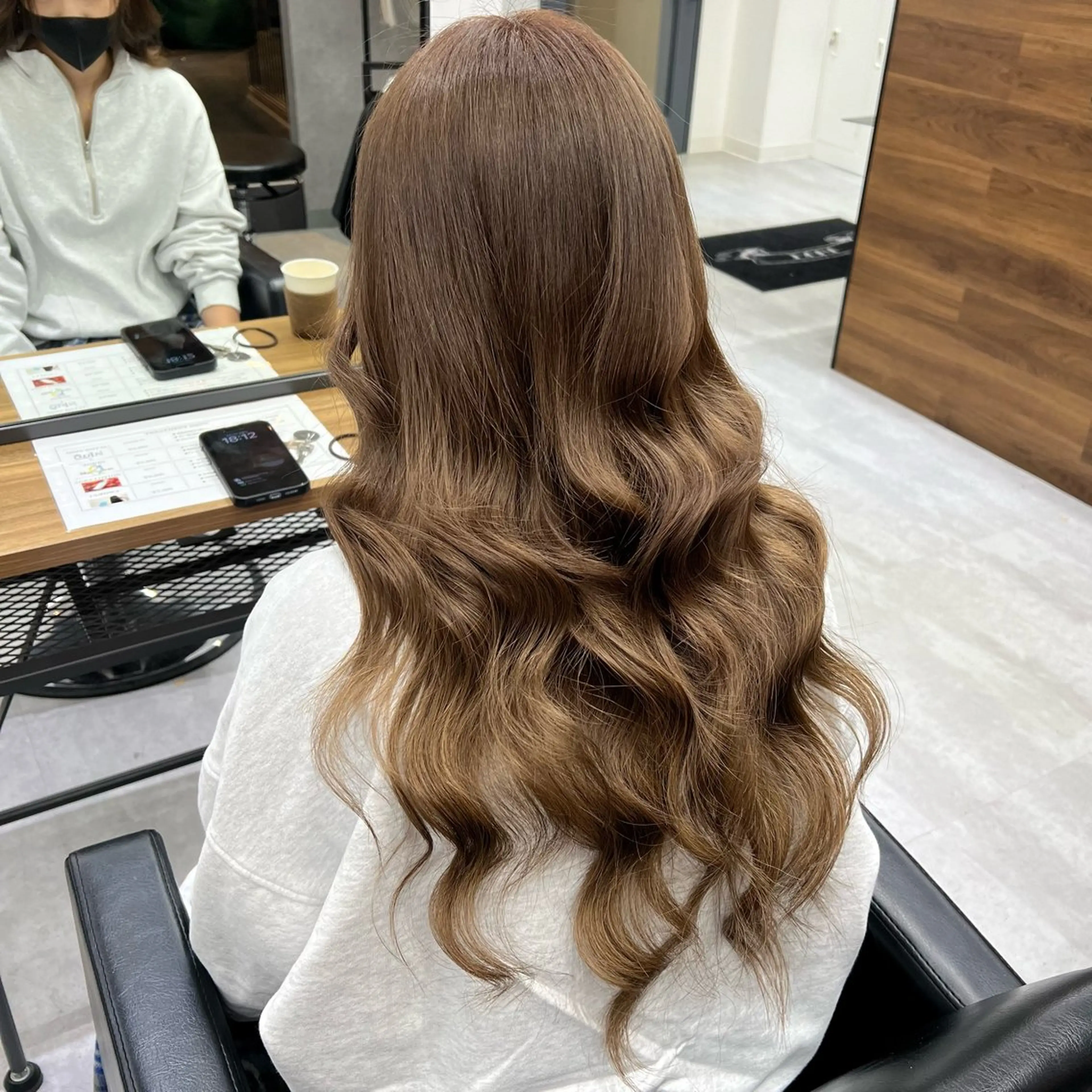 ロング カラー シールエクステ ベージュカラー ブラウンカラー ブラウンベージュ エクステ ショート/ウルフ カットモデル募集のヘアスタイル