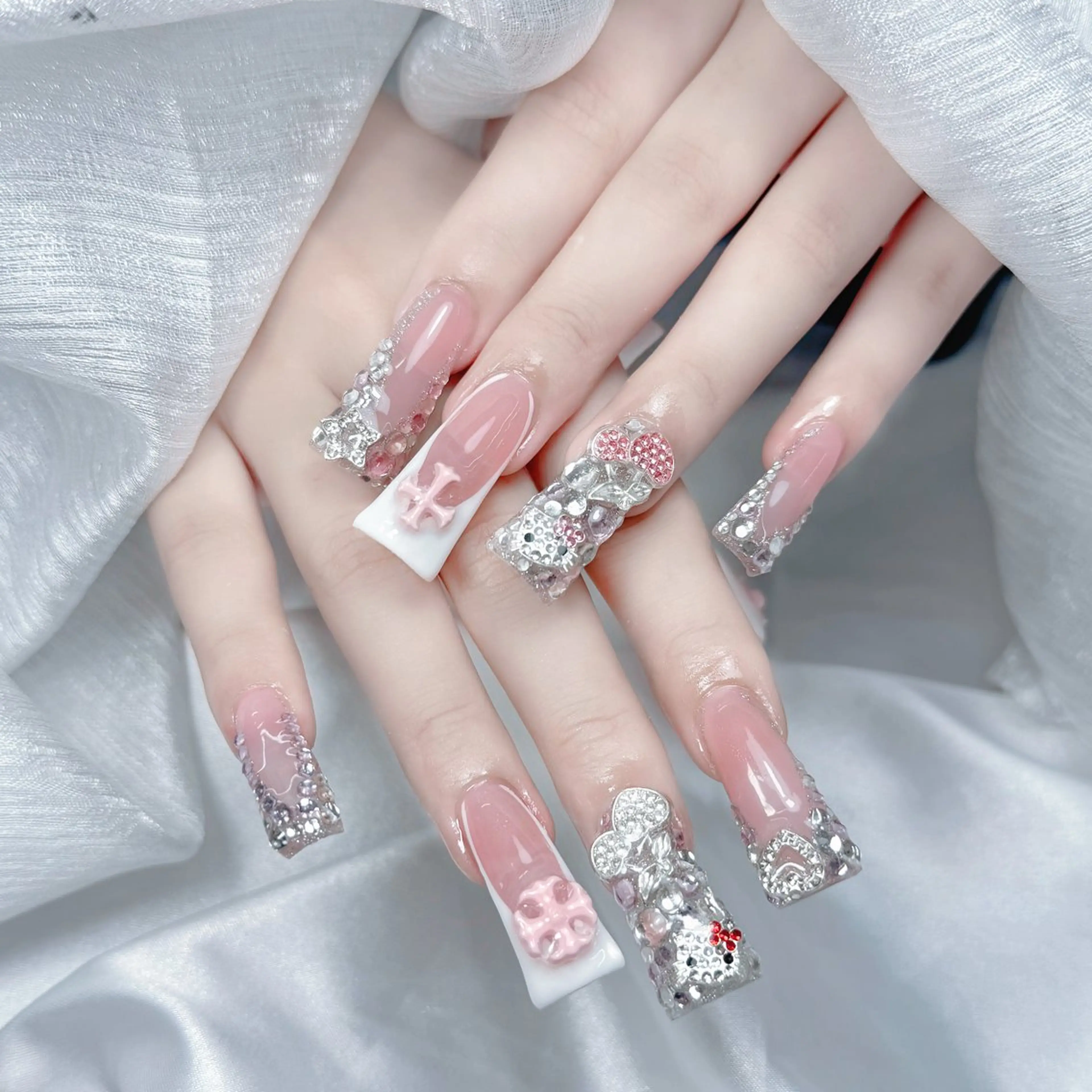 ネイル ハンドネイル ハンドケア 🌸Hana 🌸のネイルデザイン