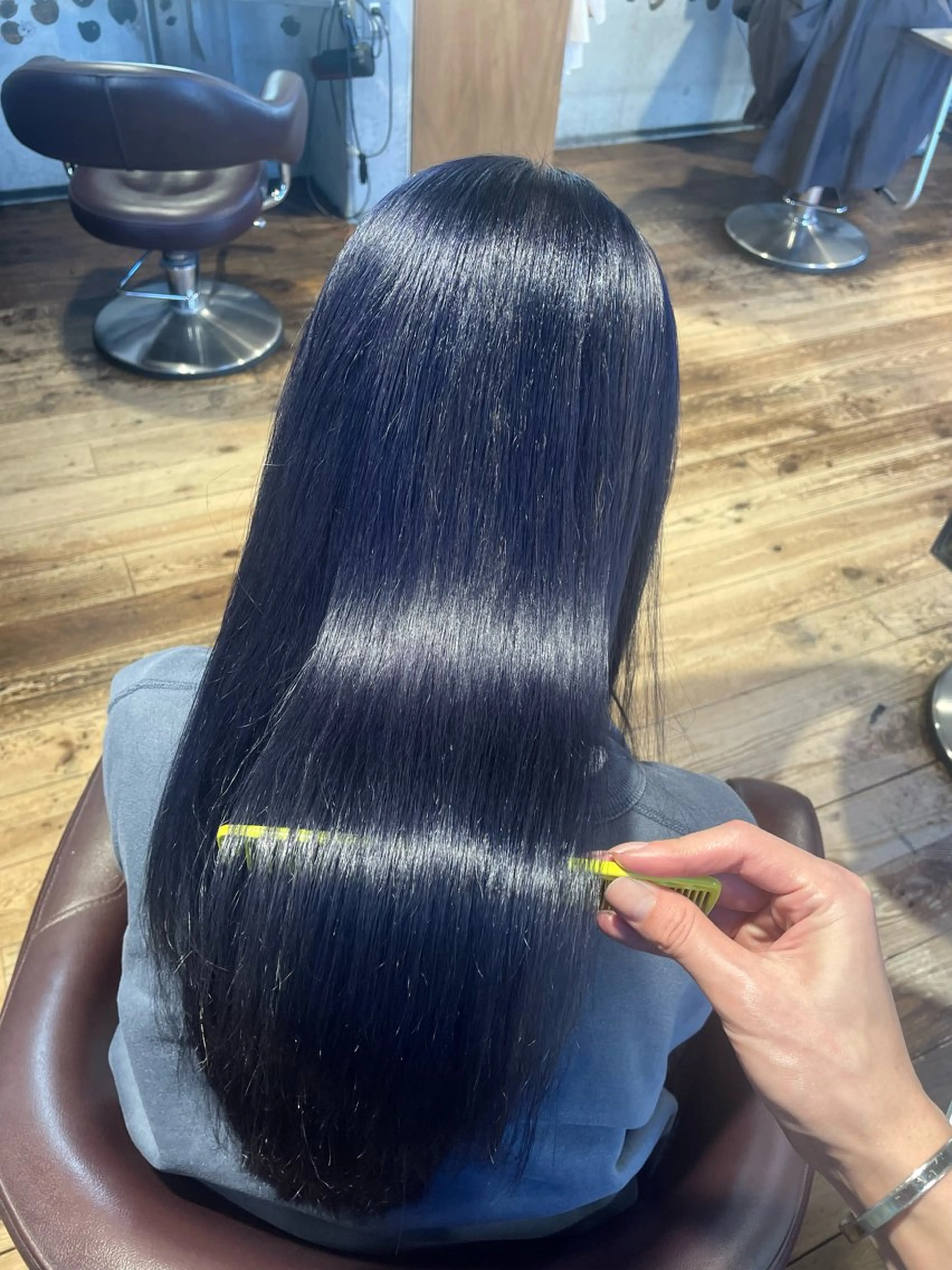 ロング カラー ブリーチ ブルーカラー ケアカラー ネイビーカラー ヘアカラー カットモデル募集中/ ASAYAのヘアスタイル