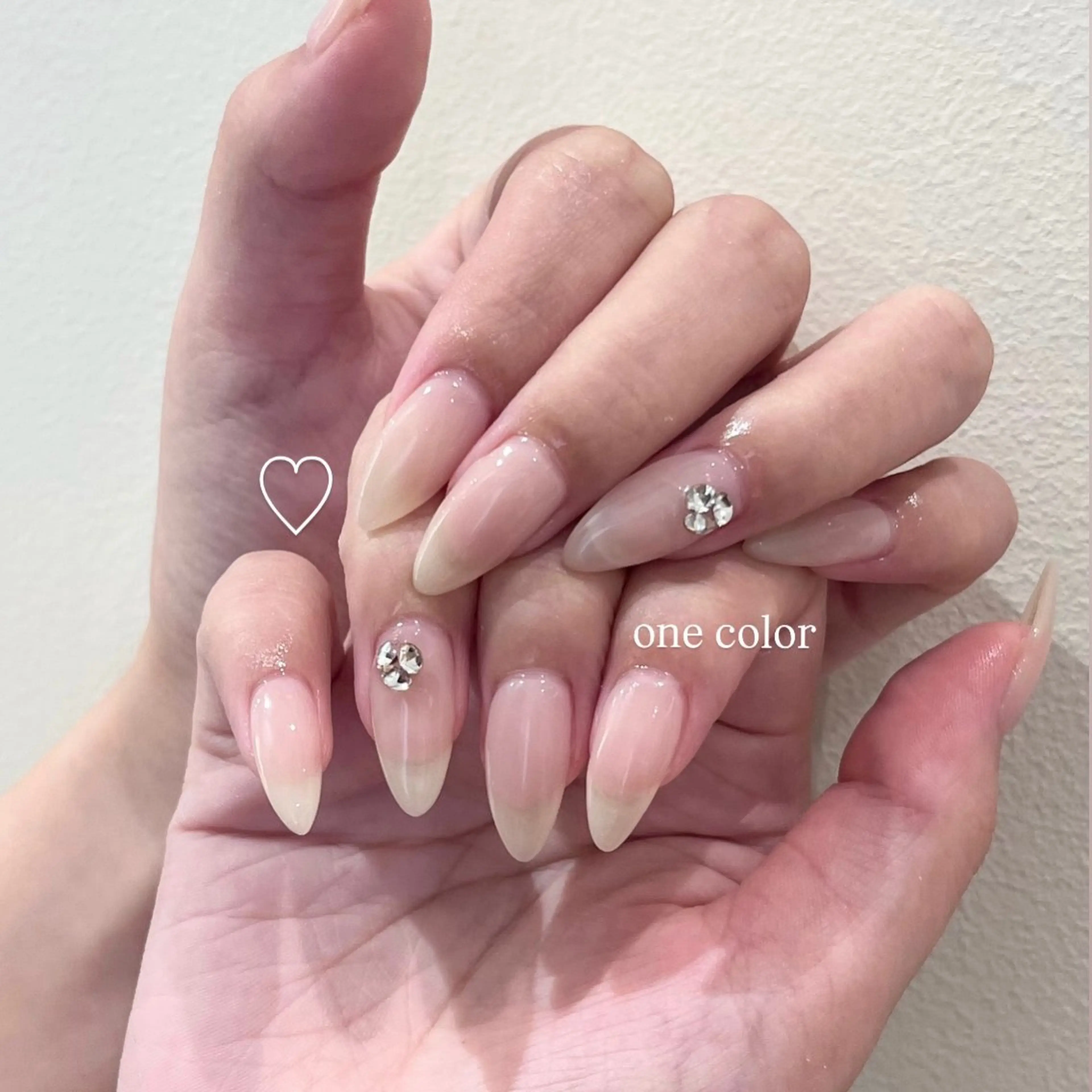 ネイル ハンドネイル Neolive 銀座 / mioのネイルデザイン