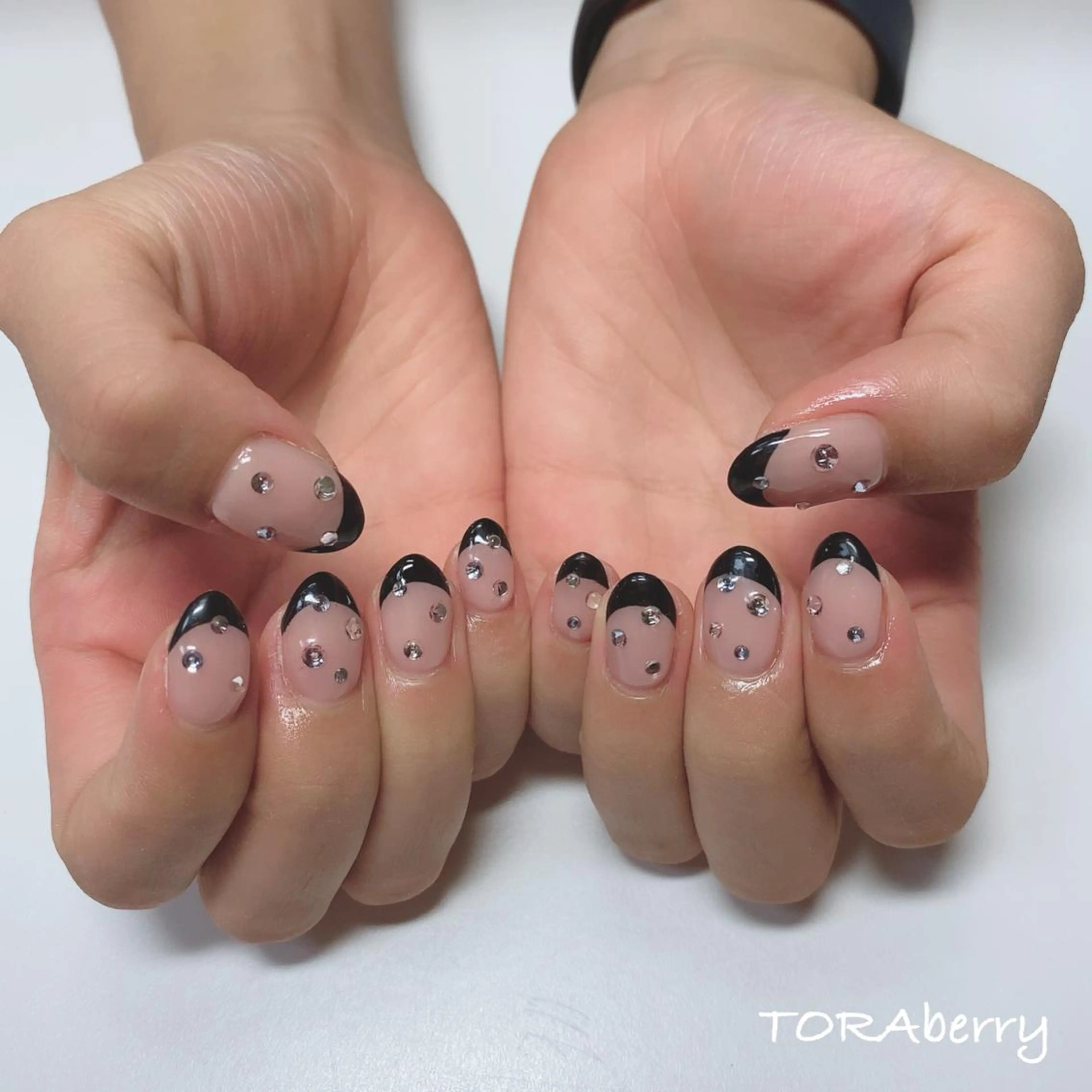 ネイル ネイリスト なつみのネイルデザイン