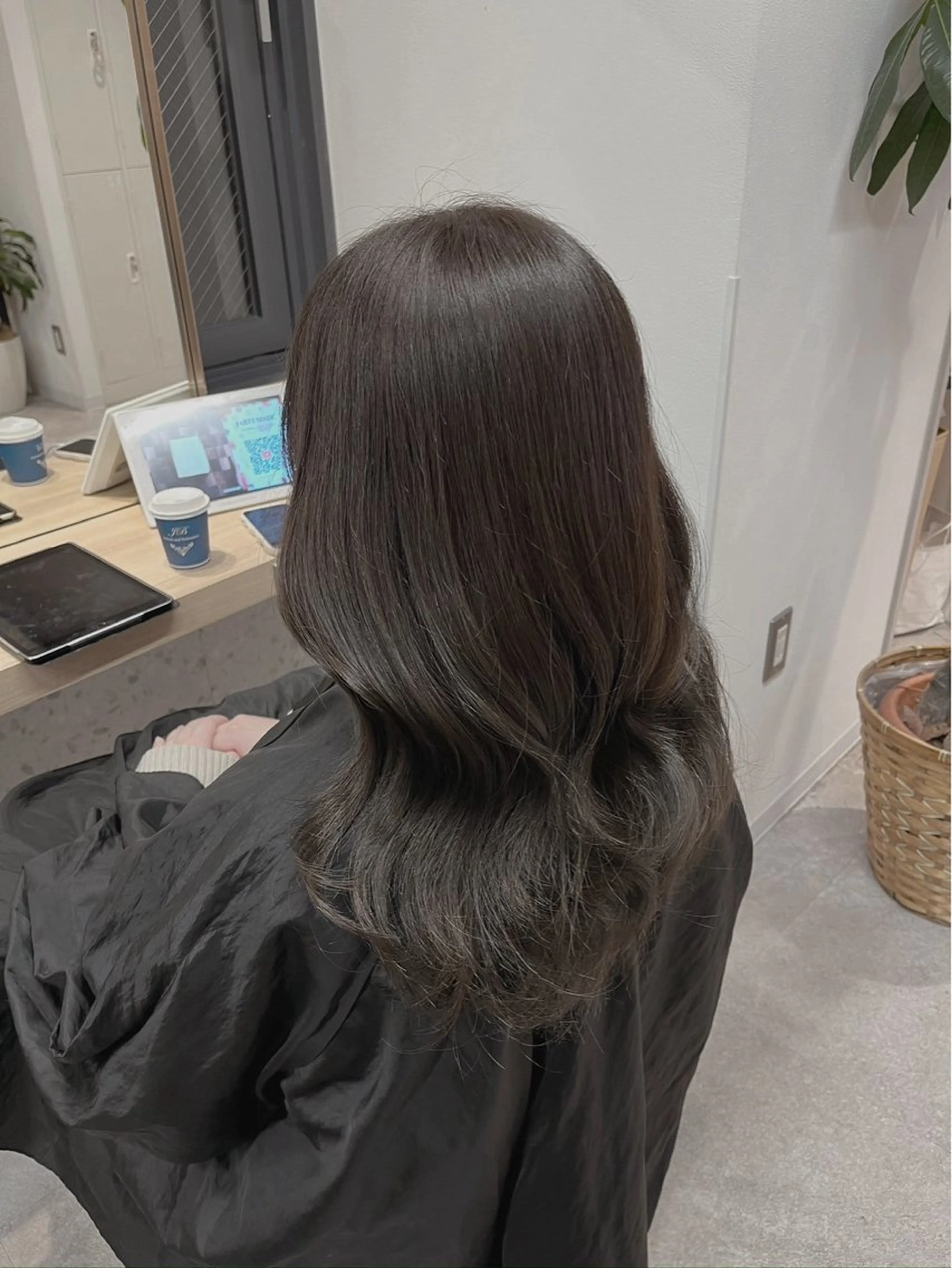 カラー ブラウンカラー ダークブラウン カット ヘアカラー トリートメント 縮毛矯正♡透明感 カラー髙田海斗のヘアスタイル