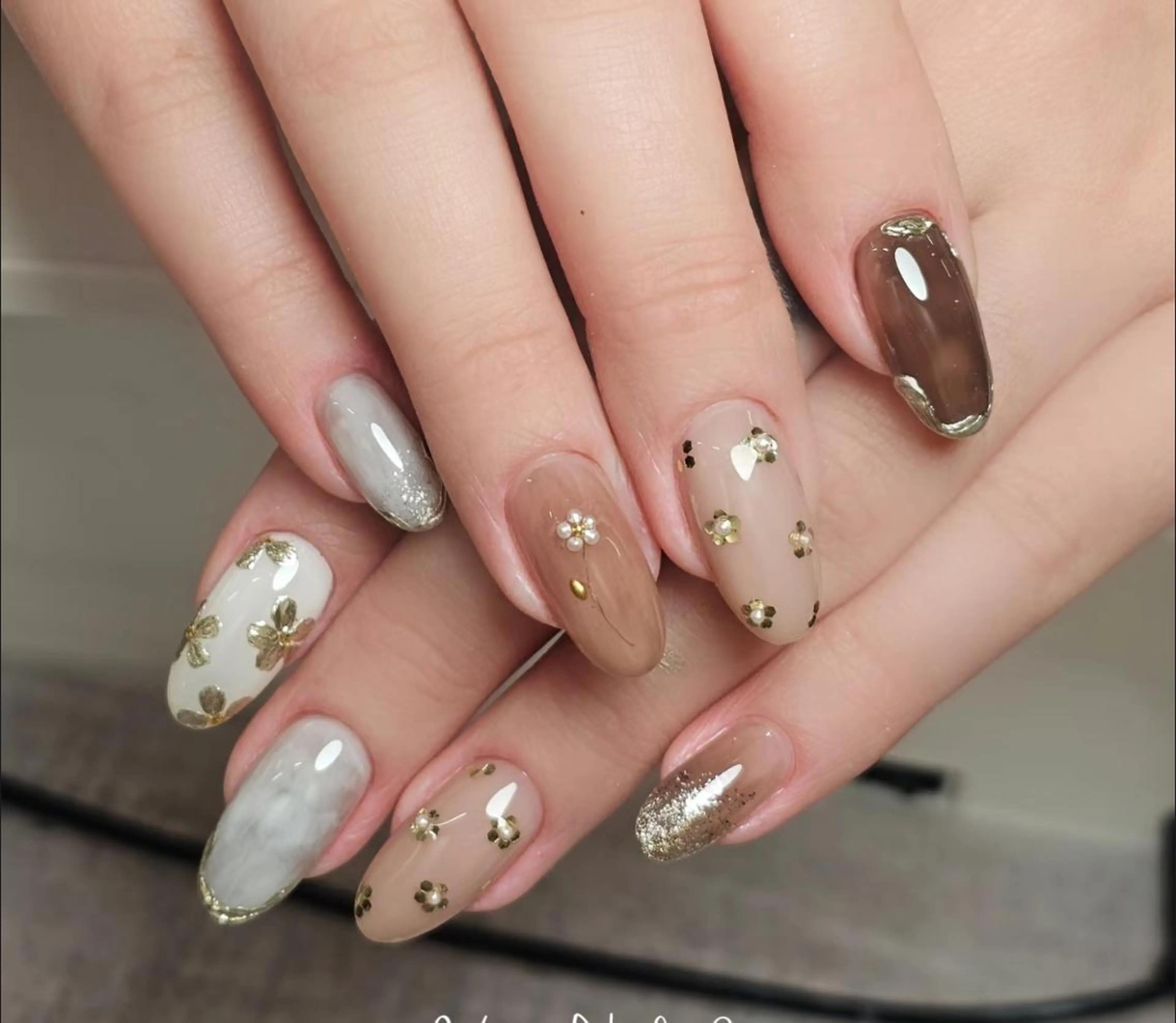 ネイル ハンドネイル 🎀 UU_nailのネイルデザイン