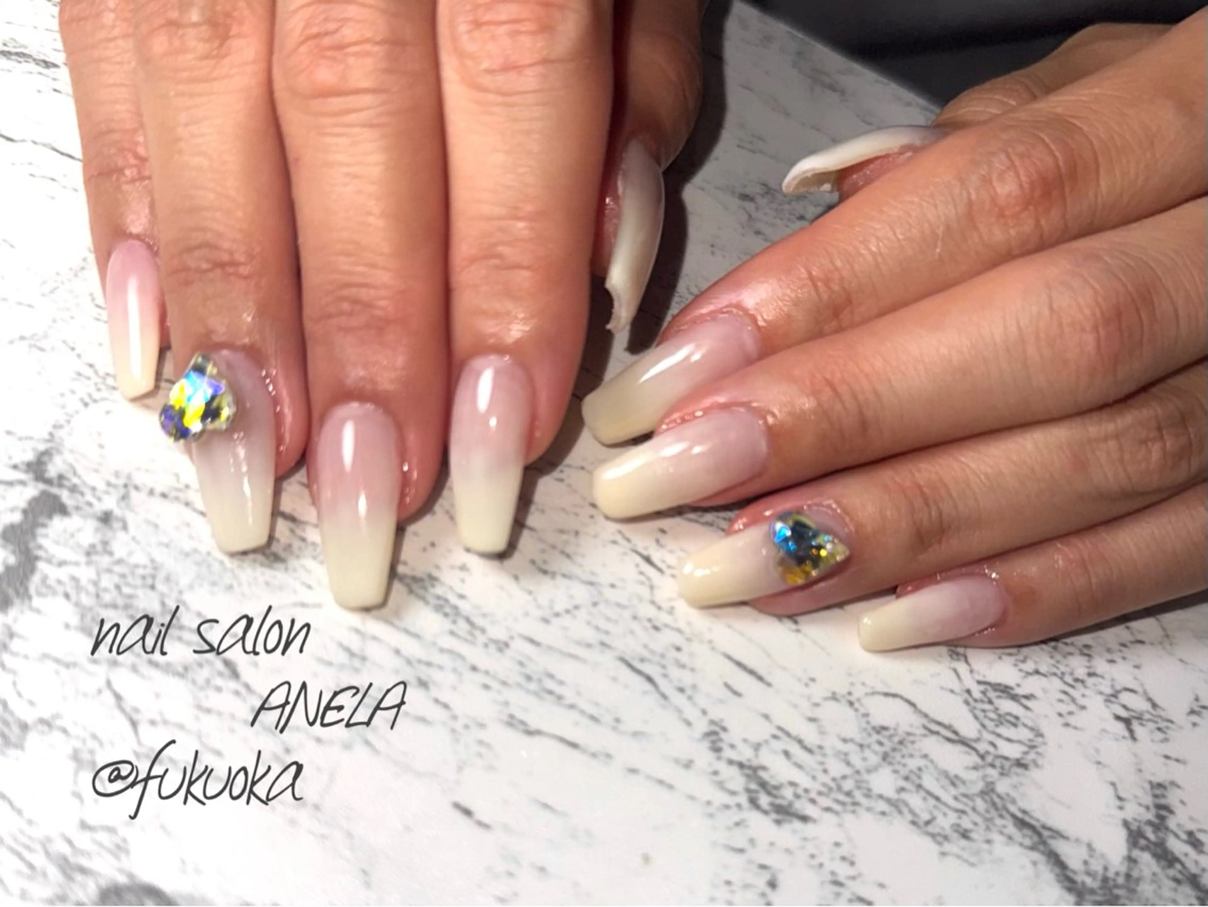 ネイル ハンドネイル nail salon ANELA mayaのネイルデザイン