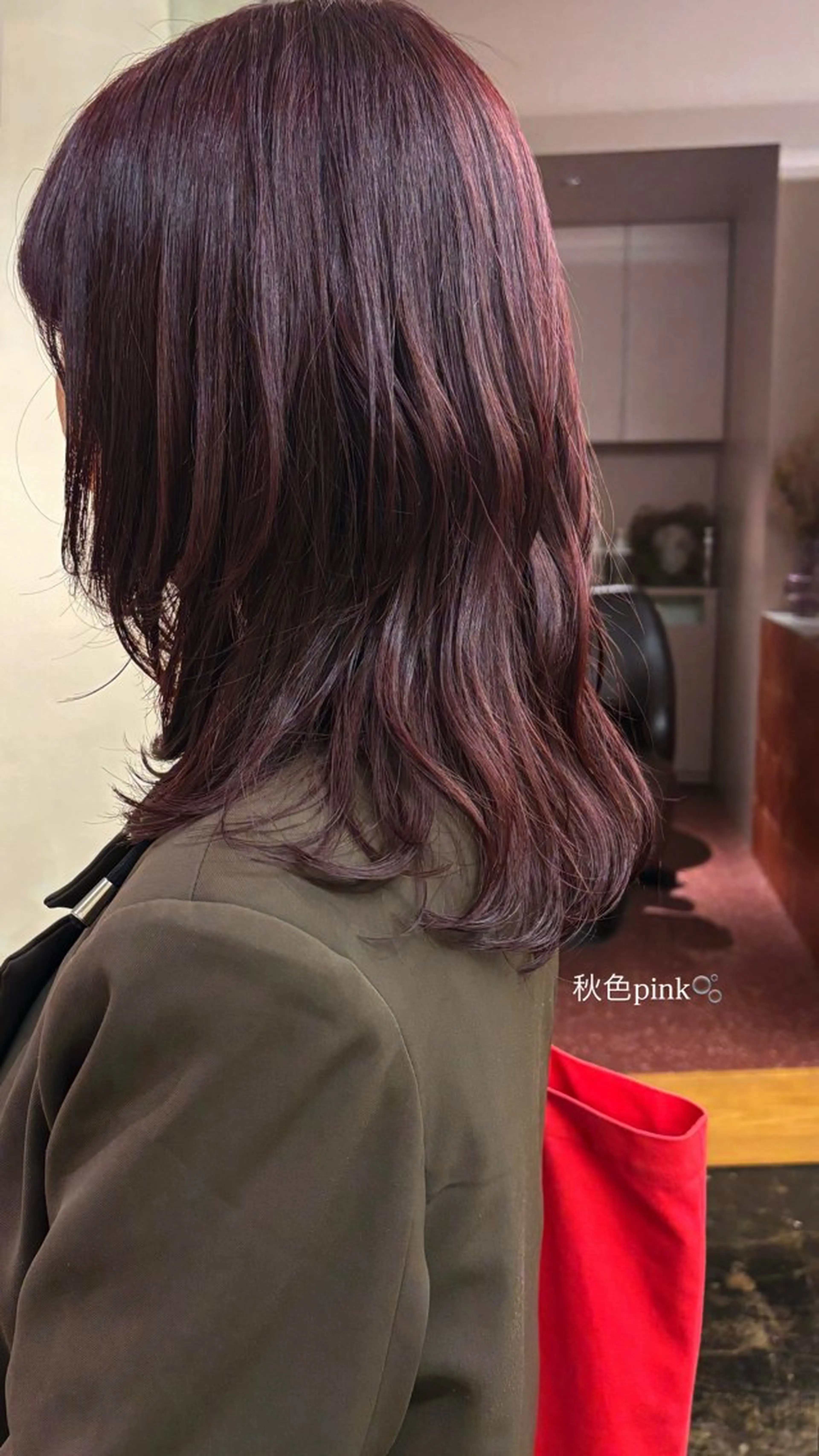 ミディアム カラー ブラウンカラー ラベンダーカラー ピンクカラー ピンクブラウン ピンクラベンダー 西山 紗耶香🪽 透明感カラー/ボブのヘアスタイル