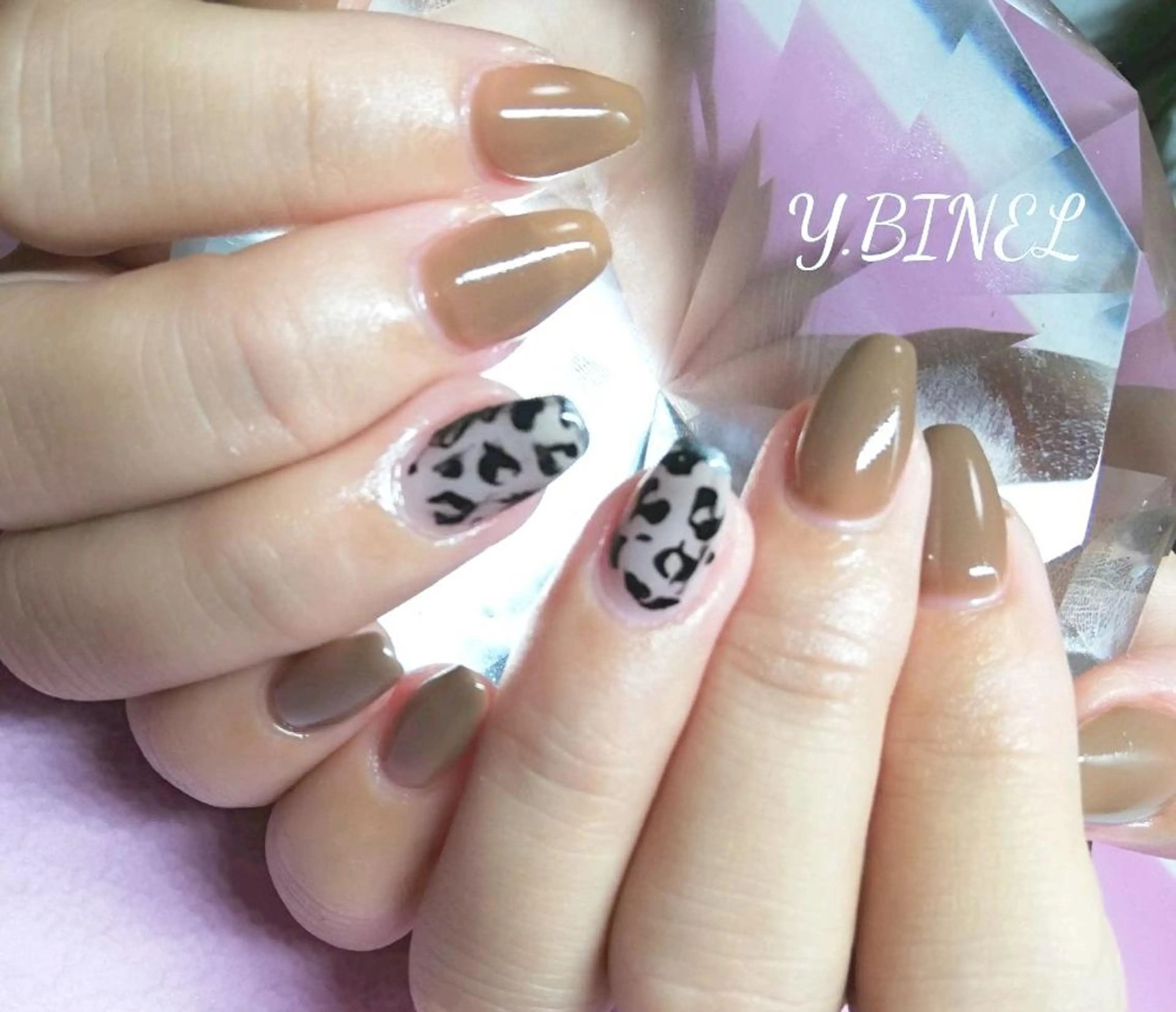 ネイル アートネイル 持ち込み ハンドネイル Nail Salon Y.BINELのネイルデザイン