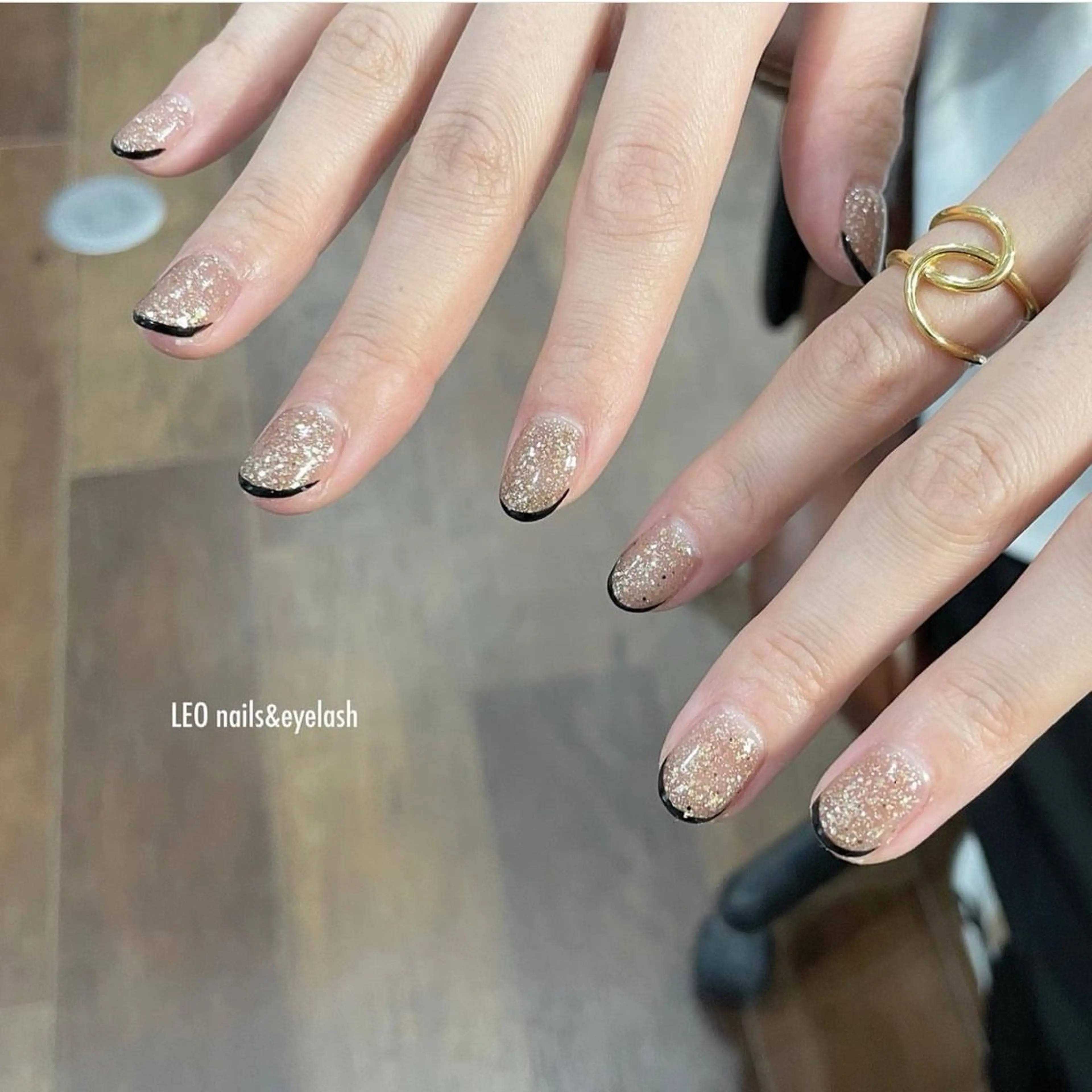 ネイル アートネイル ニュアンスネイル LEO Nails andeyelashのネイルデザイン