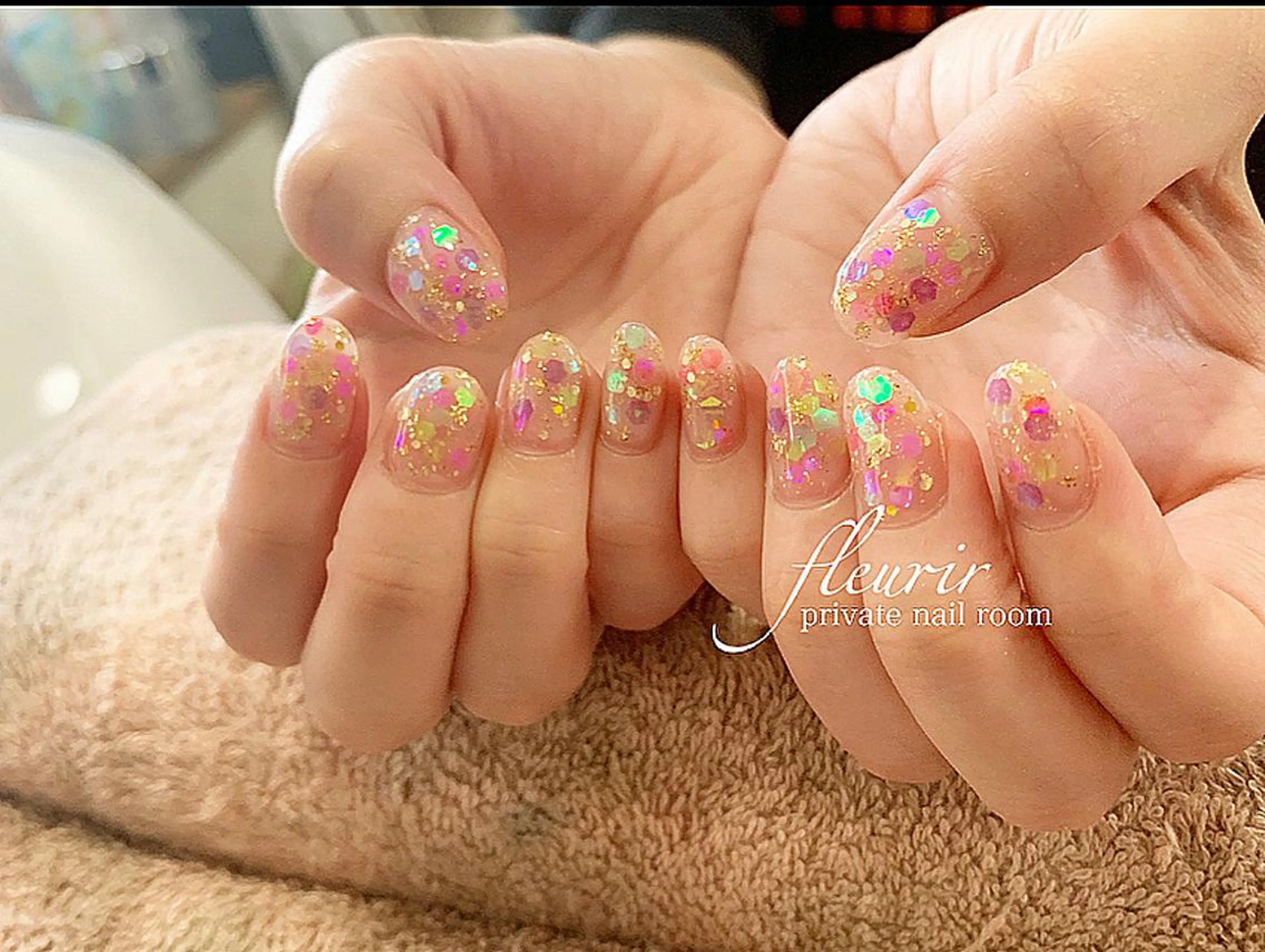 ネイル クリアネイル ゴールド グラデーション キラキラネイル ラメ(グリッター) フルリール 【プライベートサロンのネイルデザイン