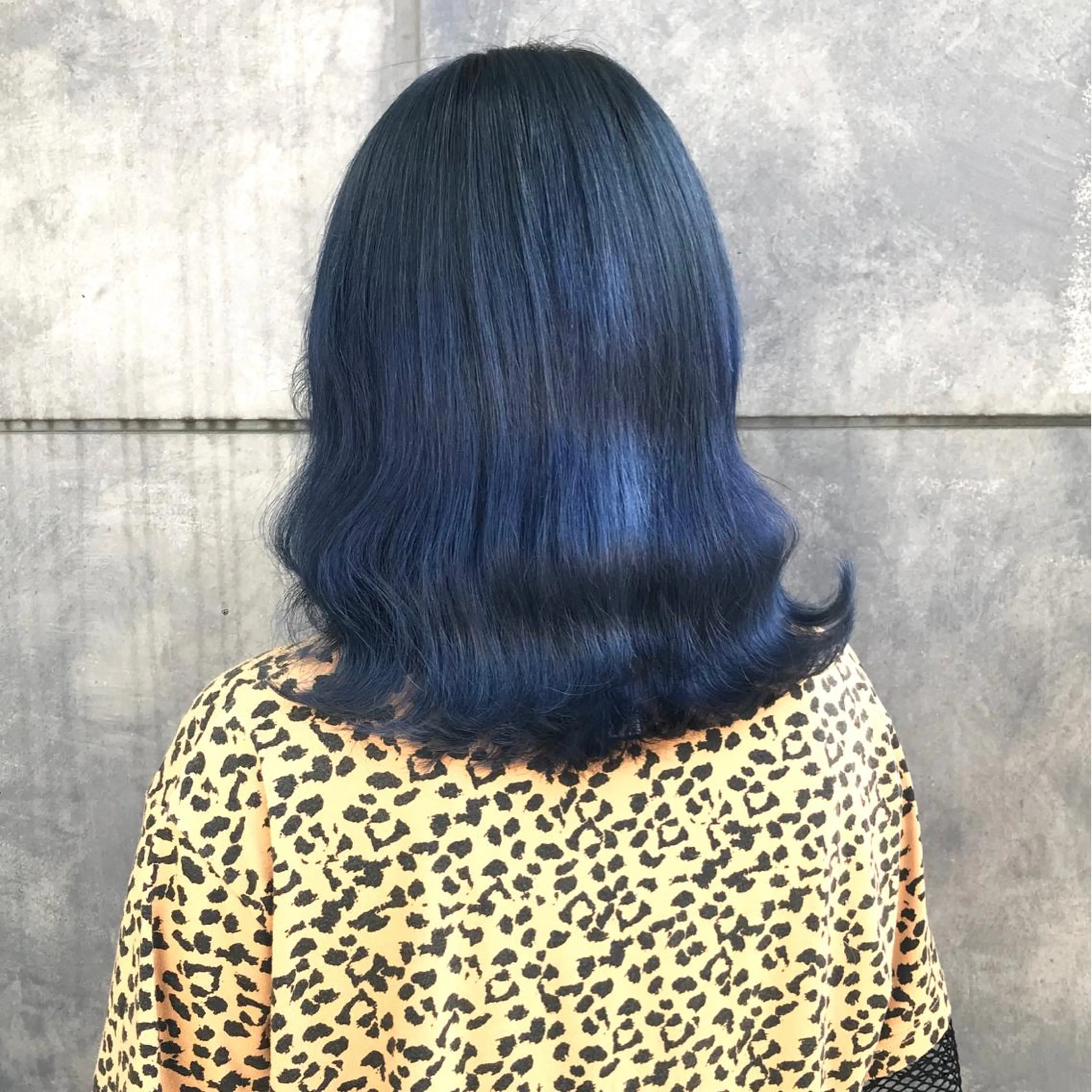 ミディアム カラー ブリーチ ブルーカラー タンバルモリ ヨシンモリ ムルギョル巻き K-POP好き美容師 🇰🇷Kai.Yのヘアスタイル