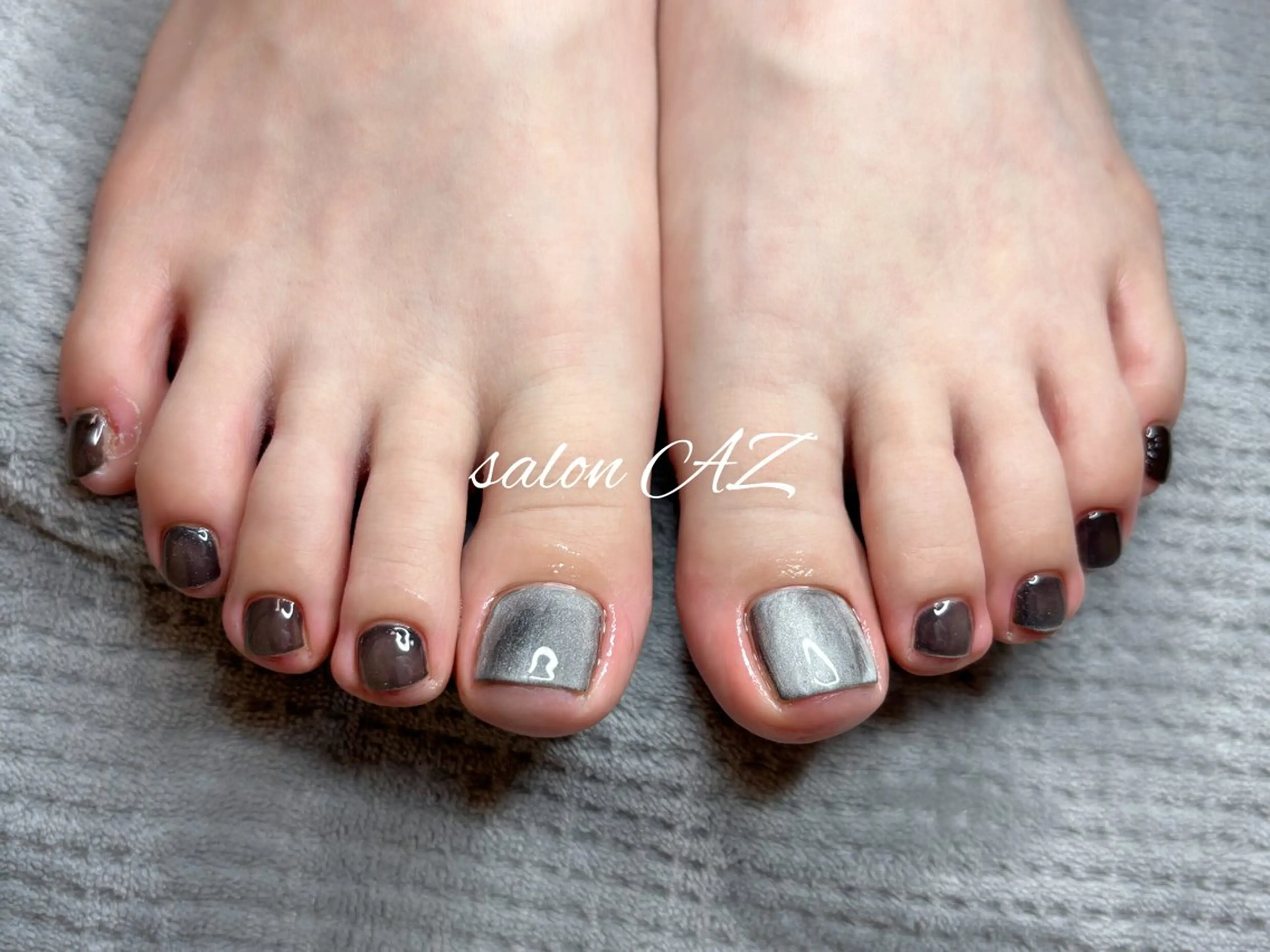 ネイル アートネイル 長さ出し フットネイル フレンチネイル ジェルネイル フットネイル salon AZのネイルデザイン