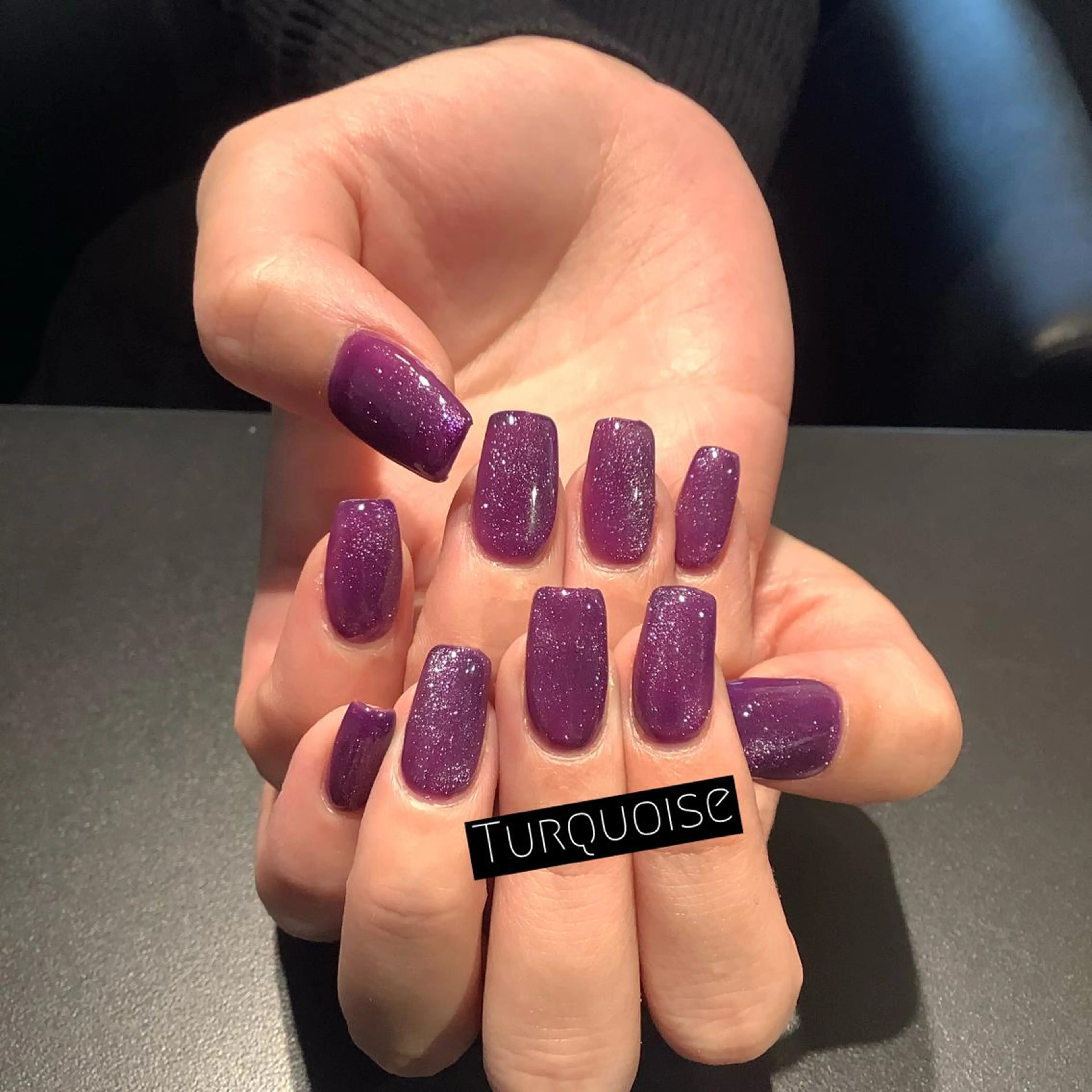 ネイル 個性派ネイルサロン 💅🏼ターコイズのネイルデザイン