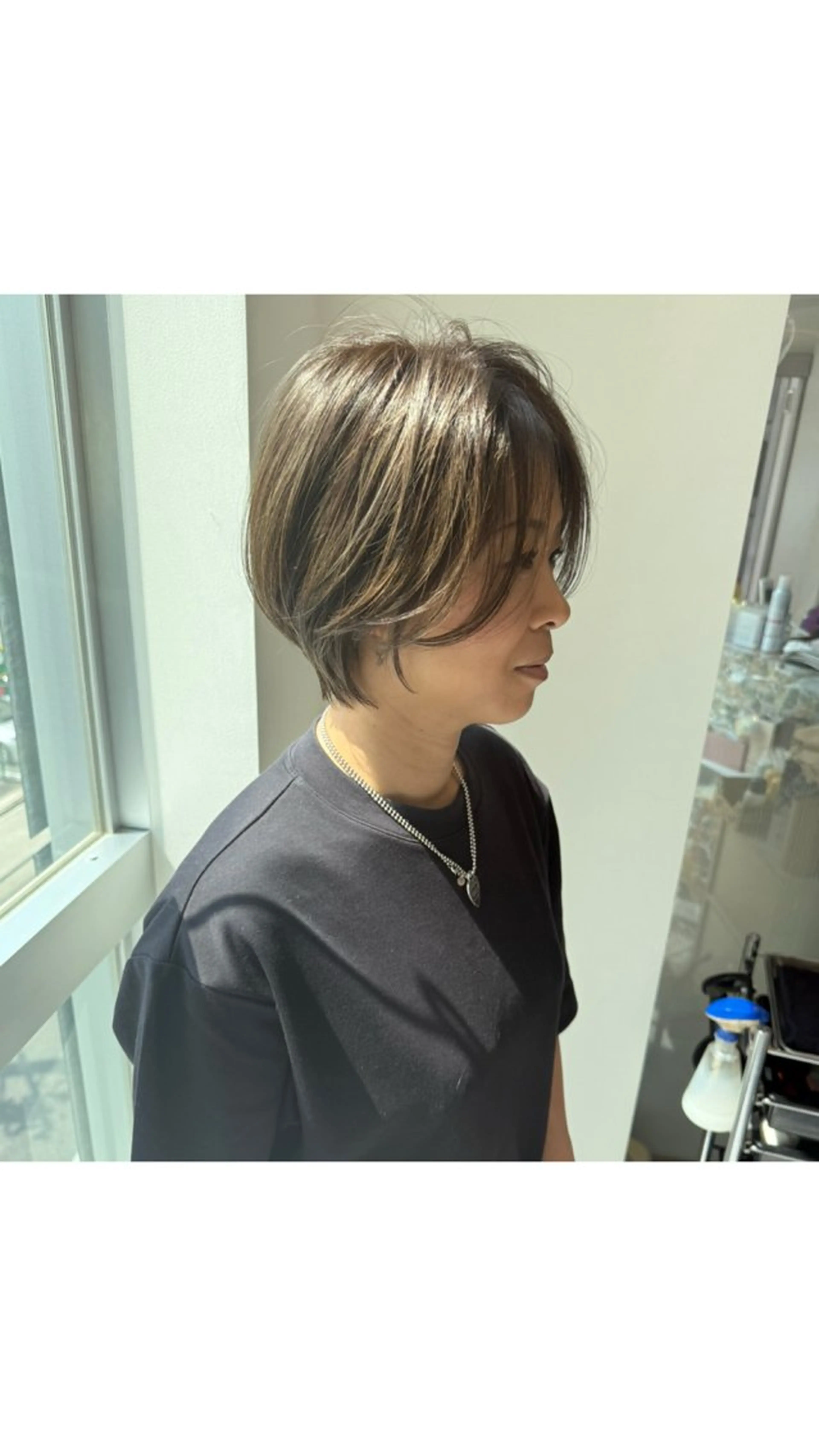 ショート カラー 透明感カラー グレージュ ショートヘア カット ヘアカラー 🌟TOSHI/透明 感カラー/ショートのヘアスタイル