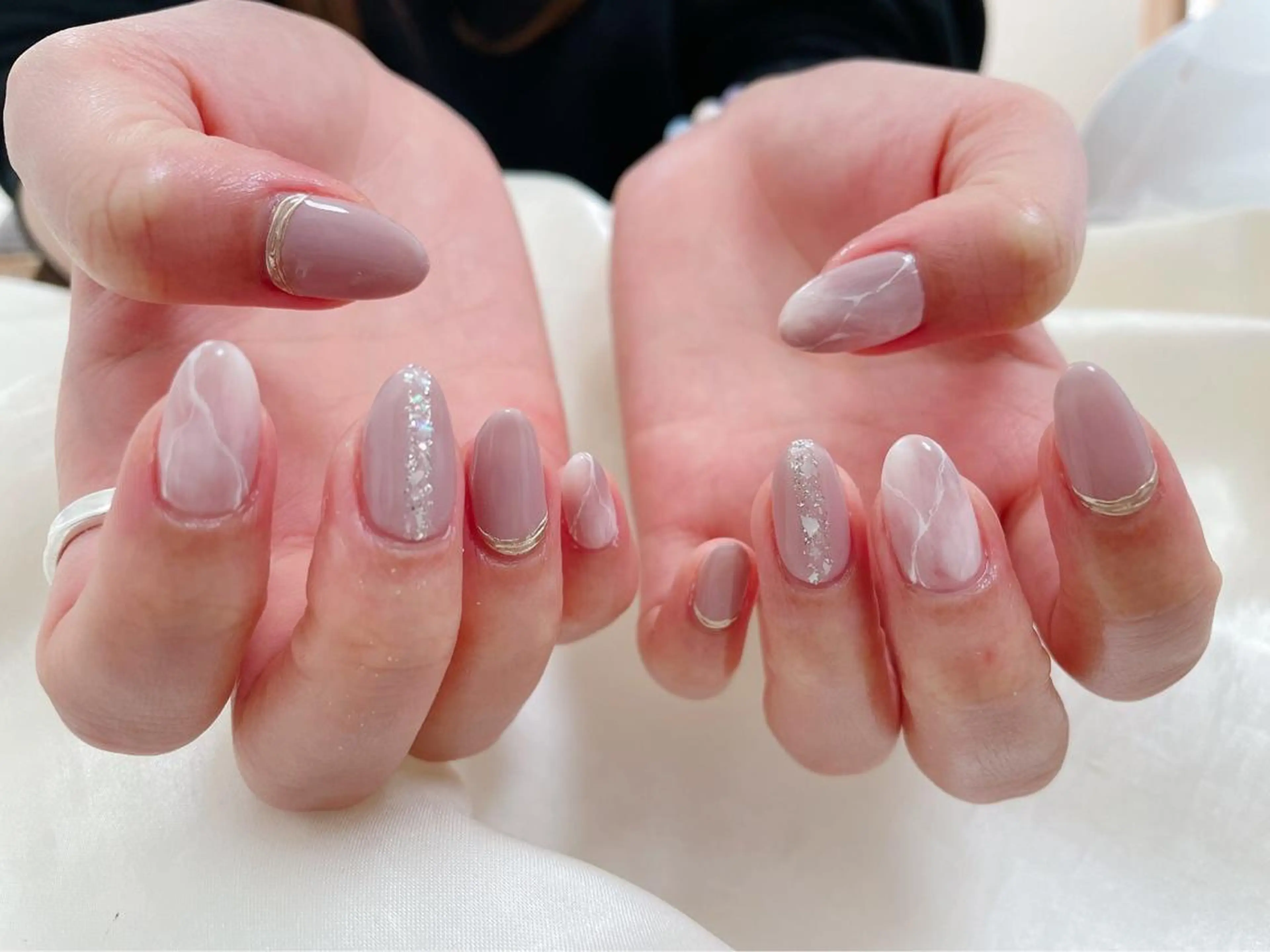 ネイル 大理石ネイル(マーブル) kiki nail &brow二子玉川の眉毛・アイブロウイメージ