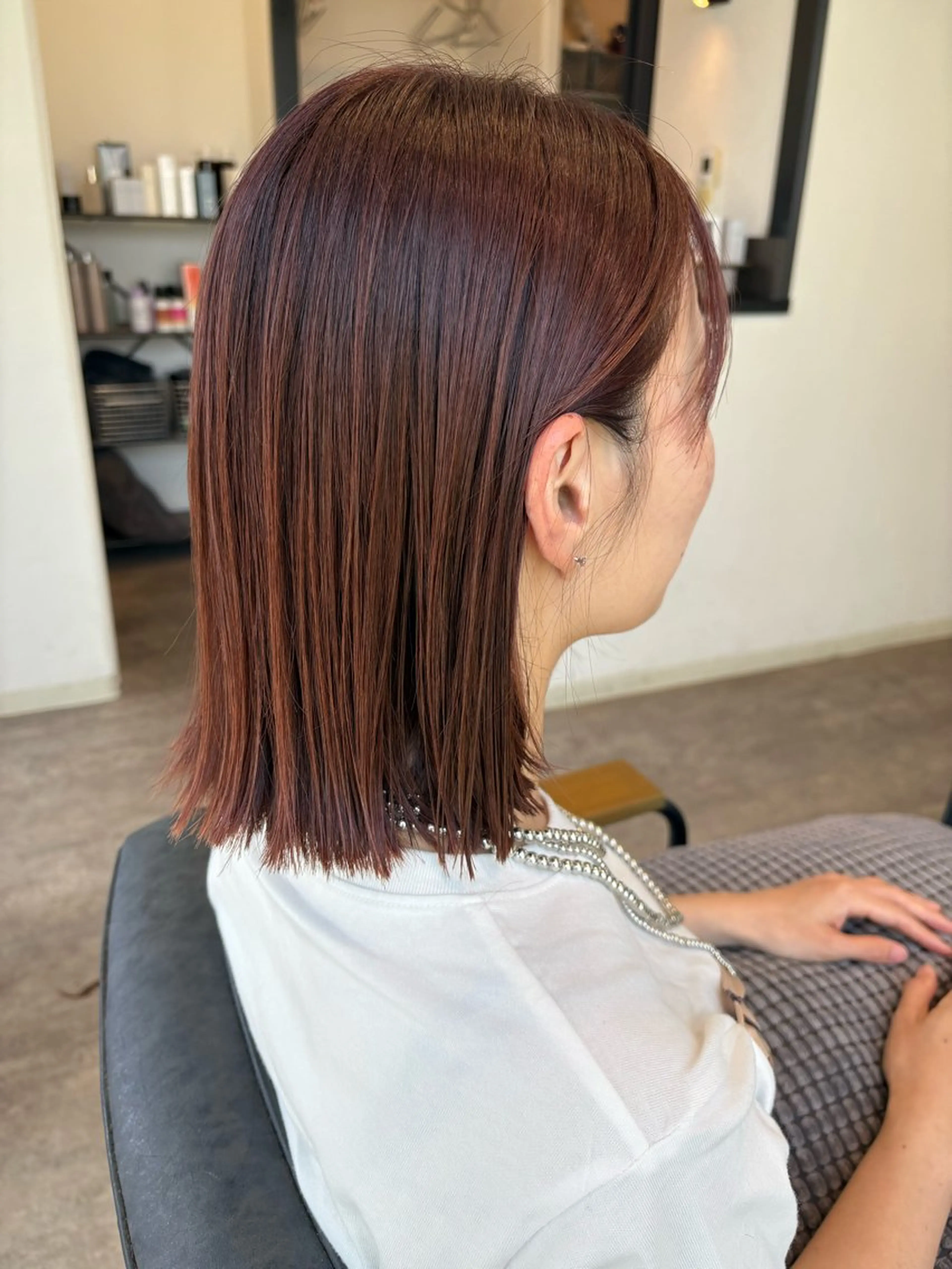 ミディアム M. YURIのヘアスタイル