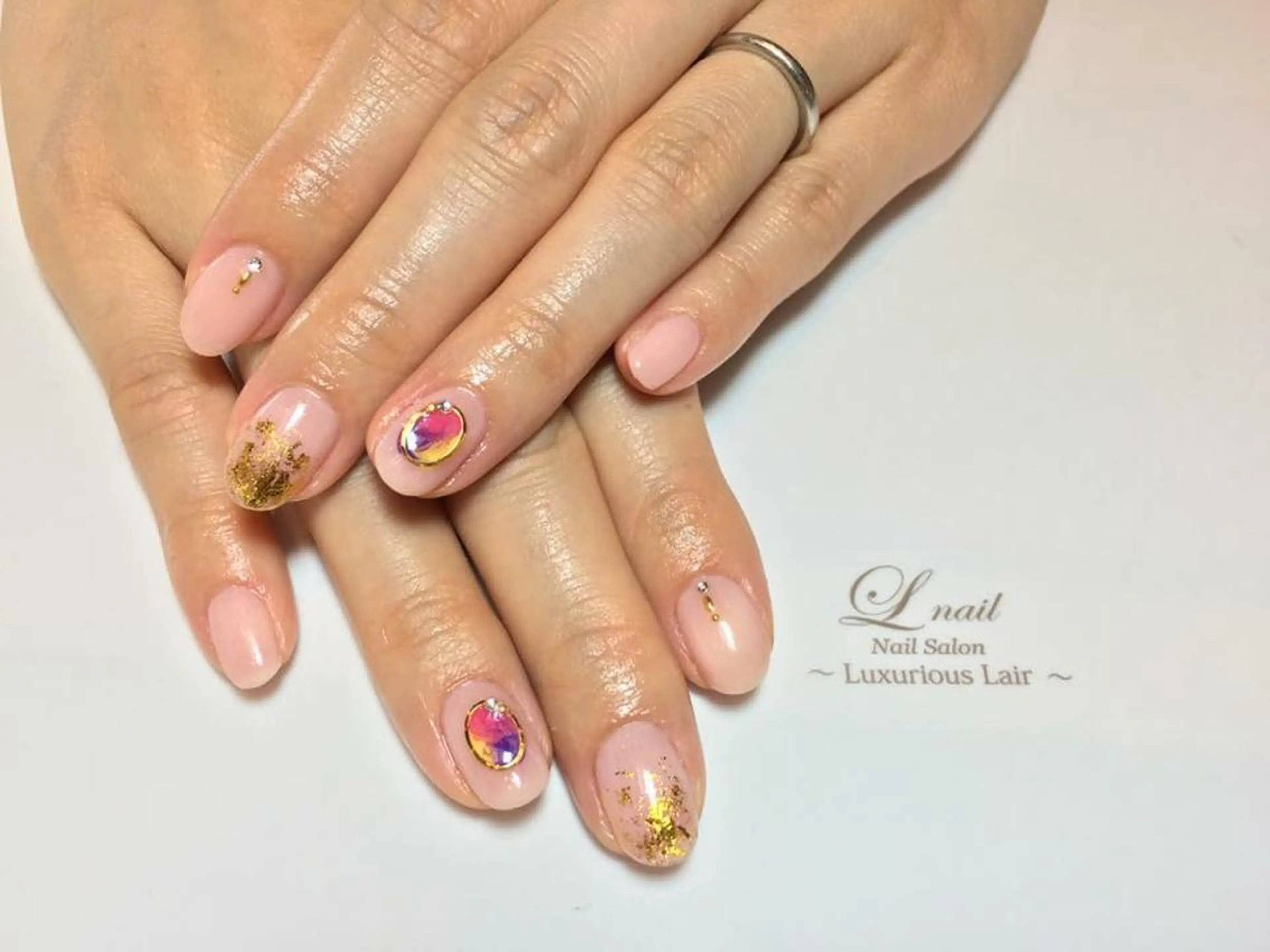 ネイル Li'leaNail AINAのネイルデザイン