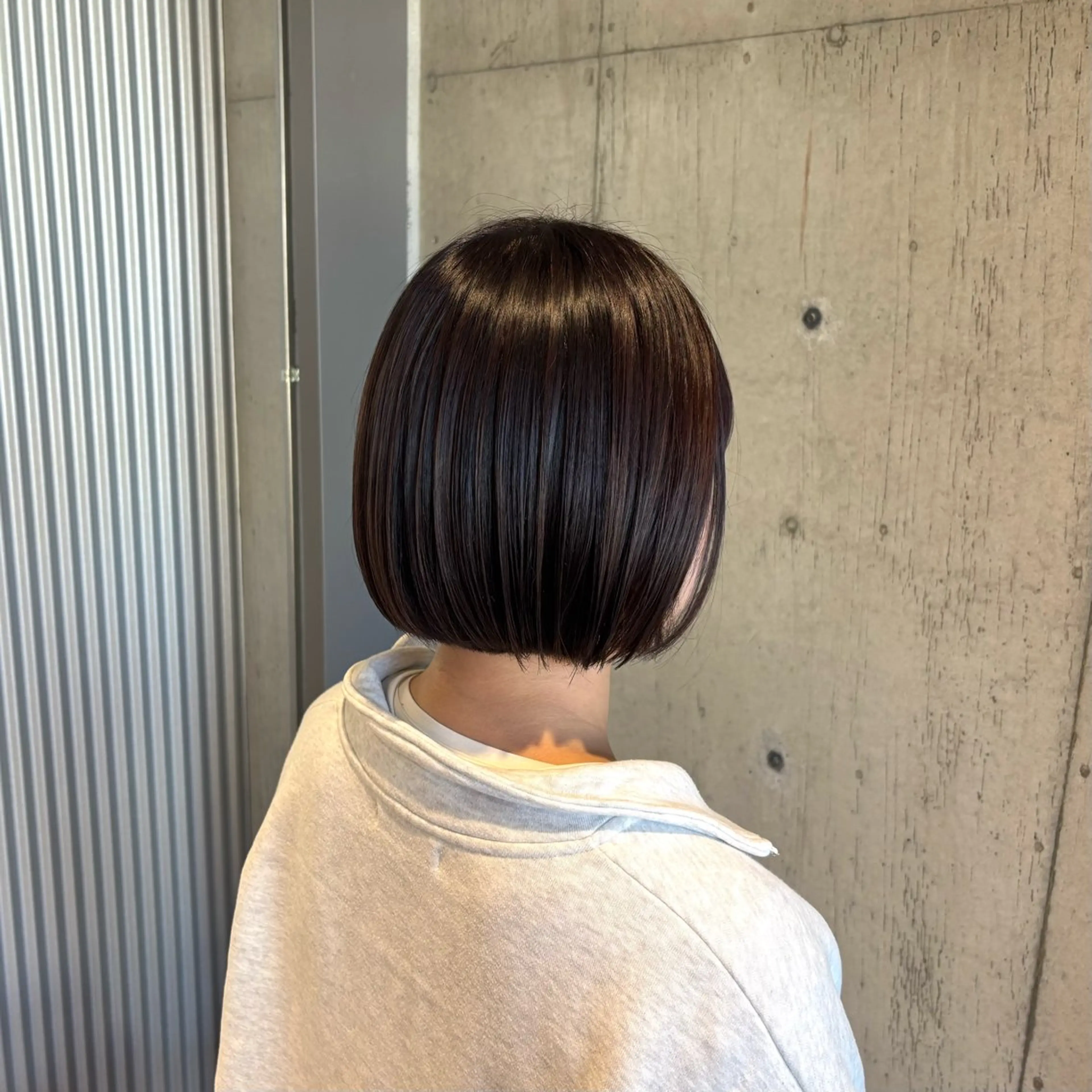 ショート カラー ツヤ髪ハイトーン ×レイヤー🌝リオのヘアスタイル
