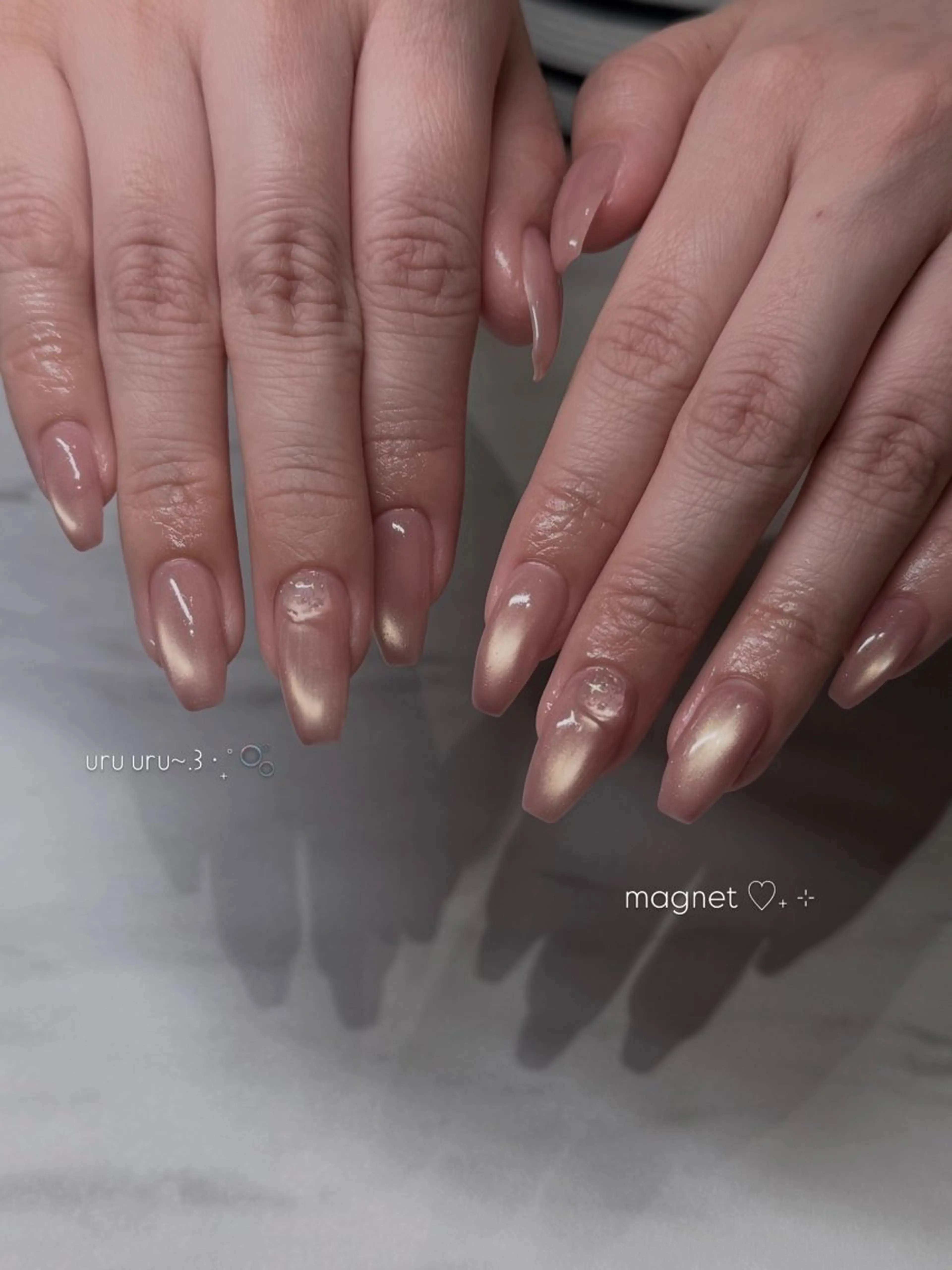 ネイル ハンドネイル mikoto 🎀 艶々美フォルムのネイルデザイン
