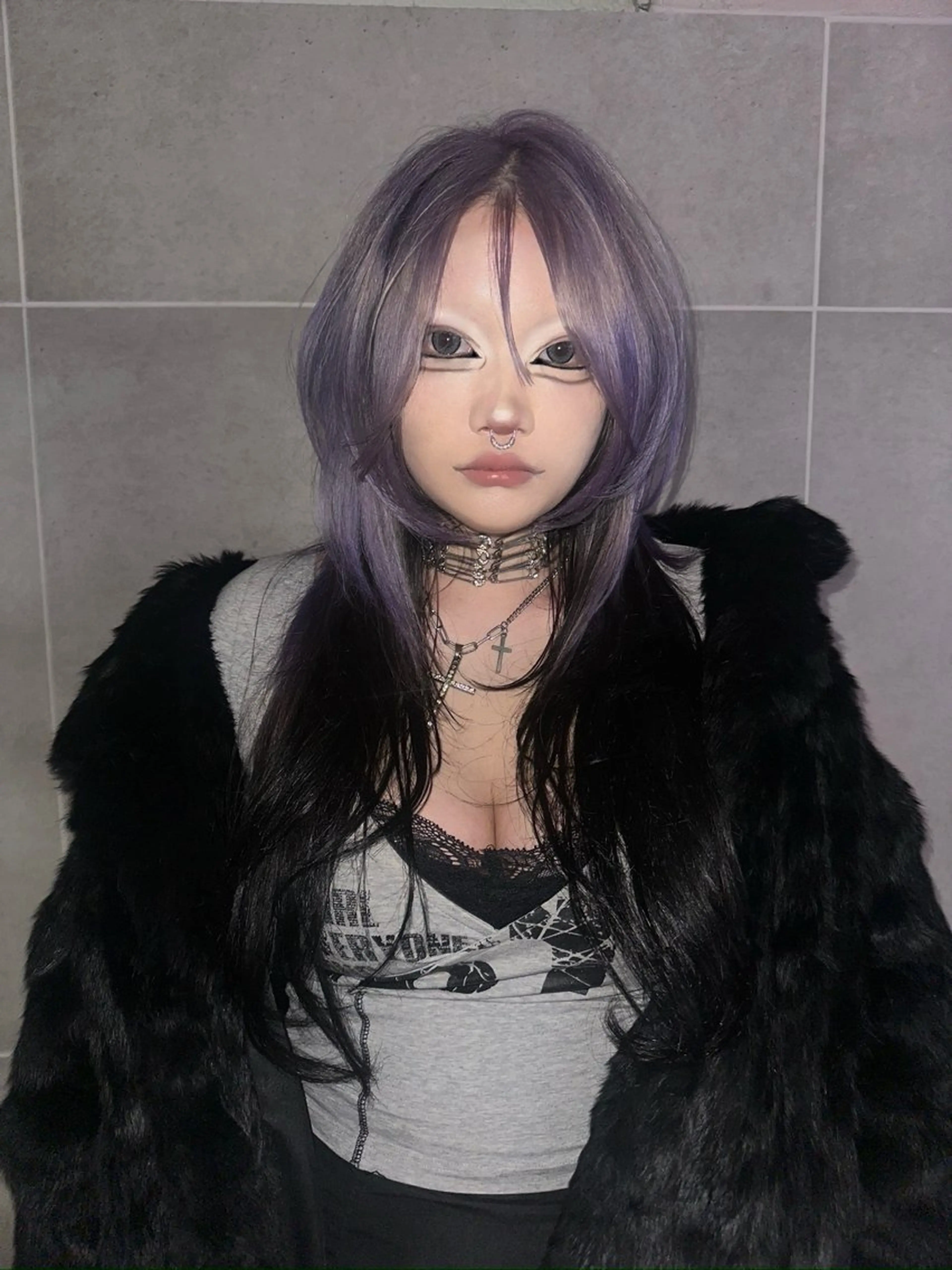 セミロング ✴︎TO-MA✴︎ レッドカラー/透明感のヘアスタイル