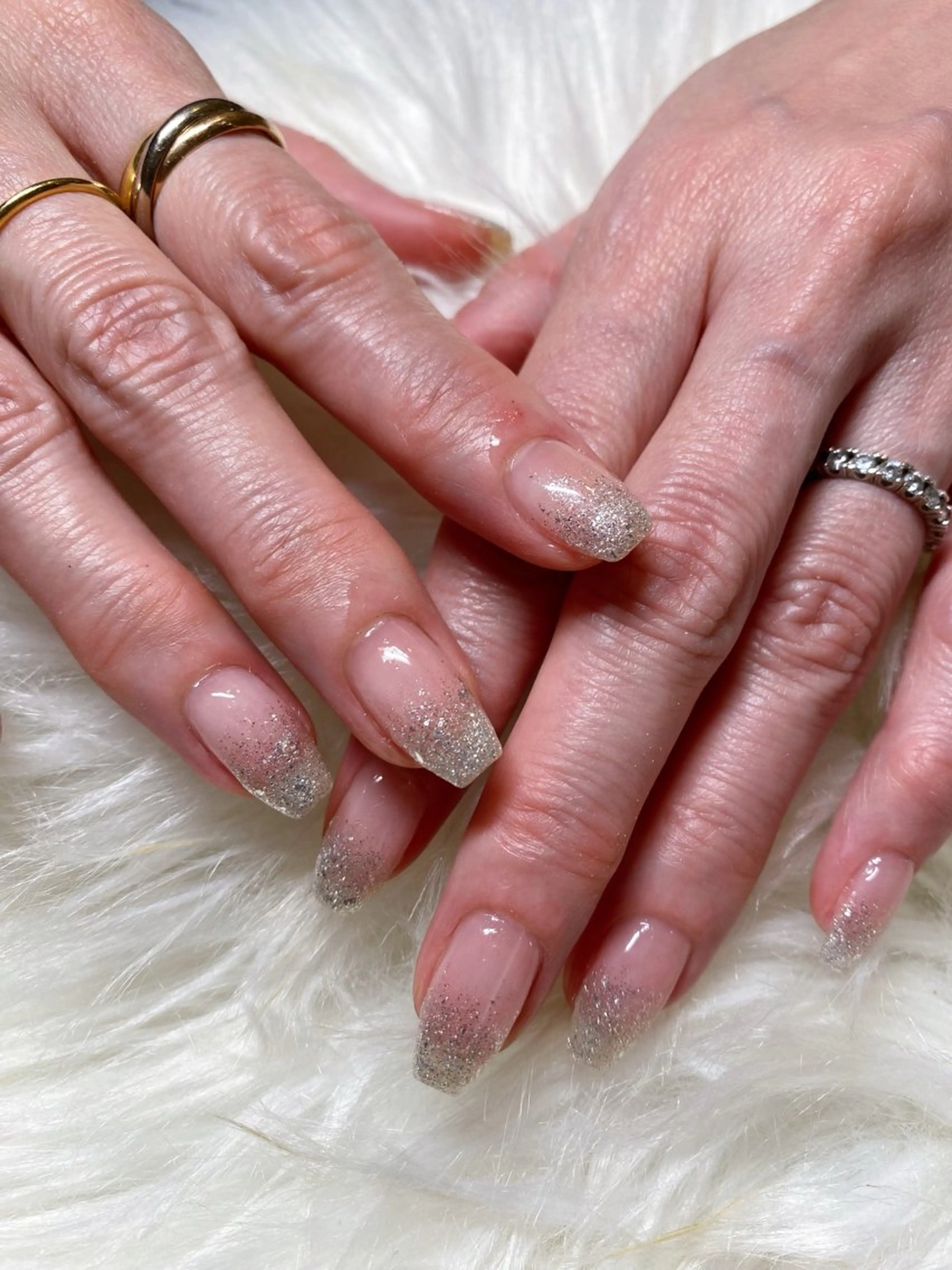 ミディアム ハンドネイル 【トロワ ラパン】 Mayaのネイルデザイン