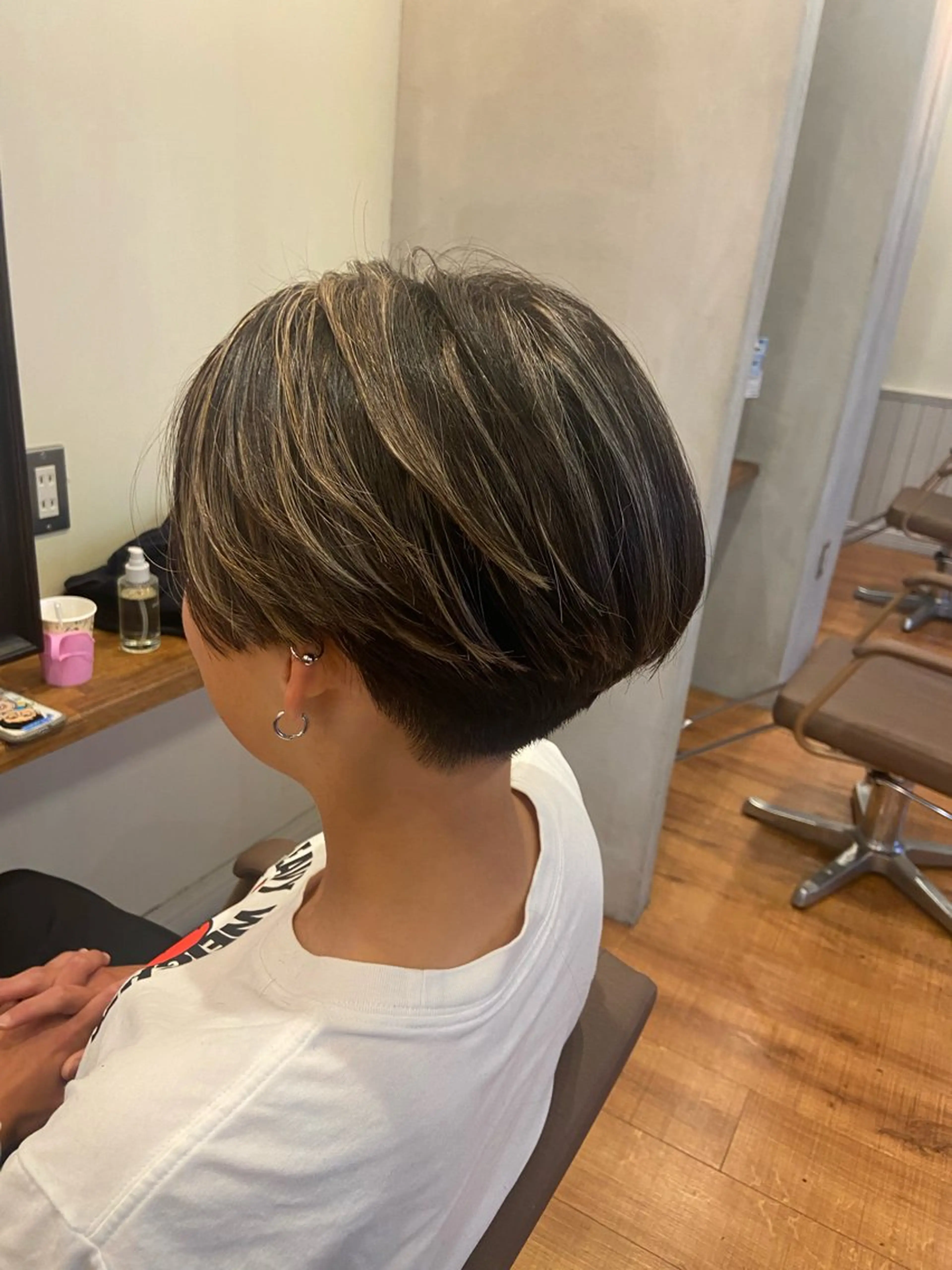 ショート カット ヘアカラー 平塚/顔周りレイヤー /寒色/きゅうとのヘアスタイル