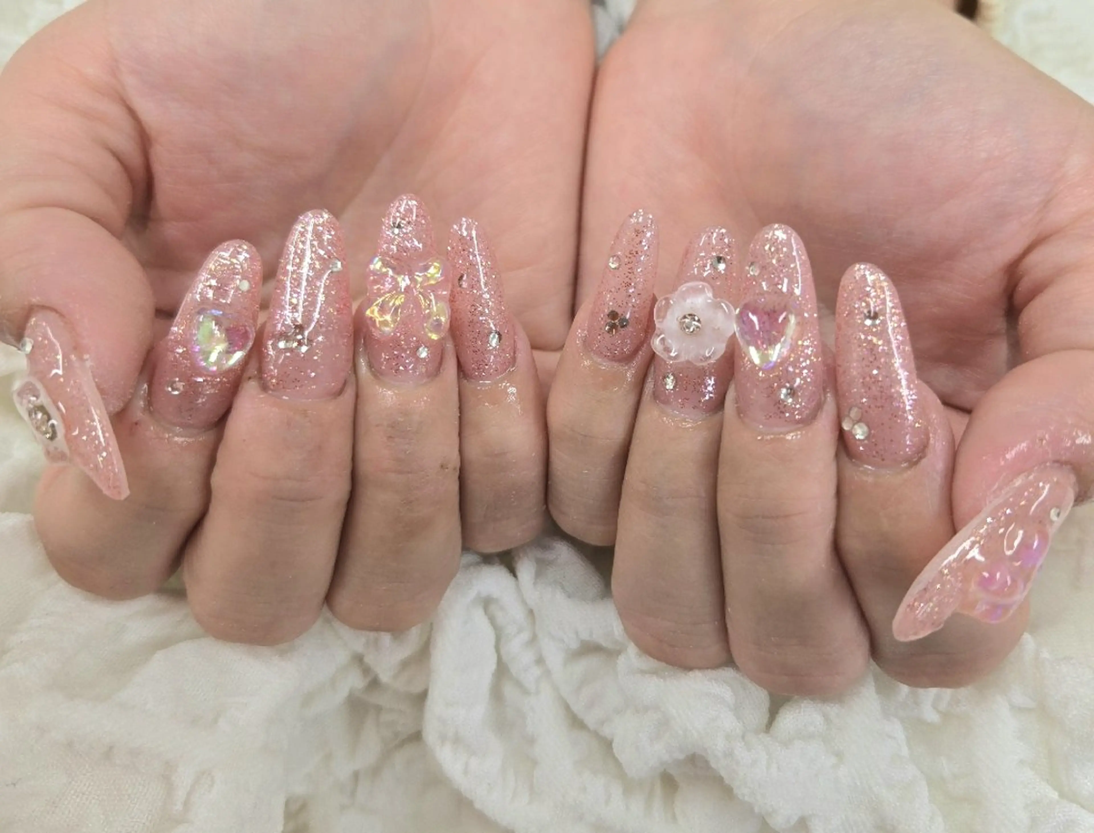 ネイル アートネイル オーロラネイル チークネイル ジェルネイル グラデーション 河野ちえ (雑誌掲載サロン)のネイルデザイン