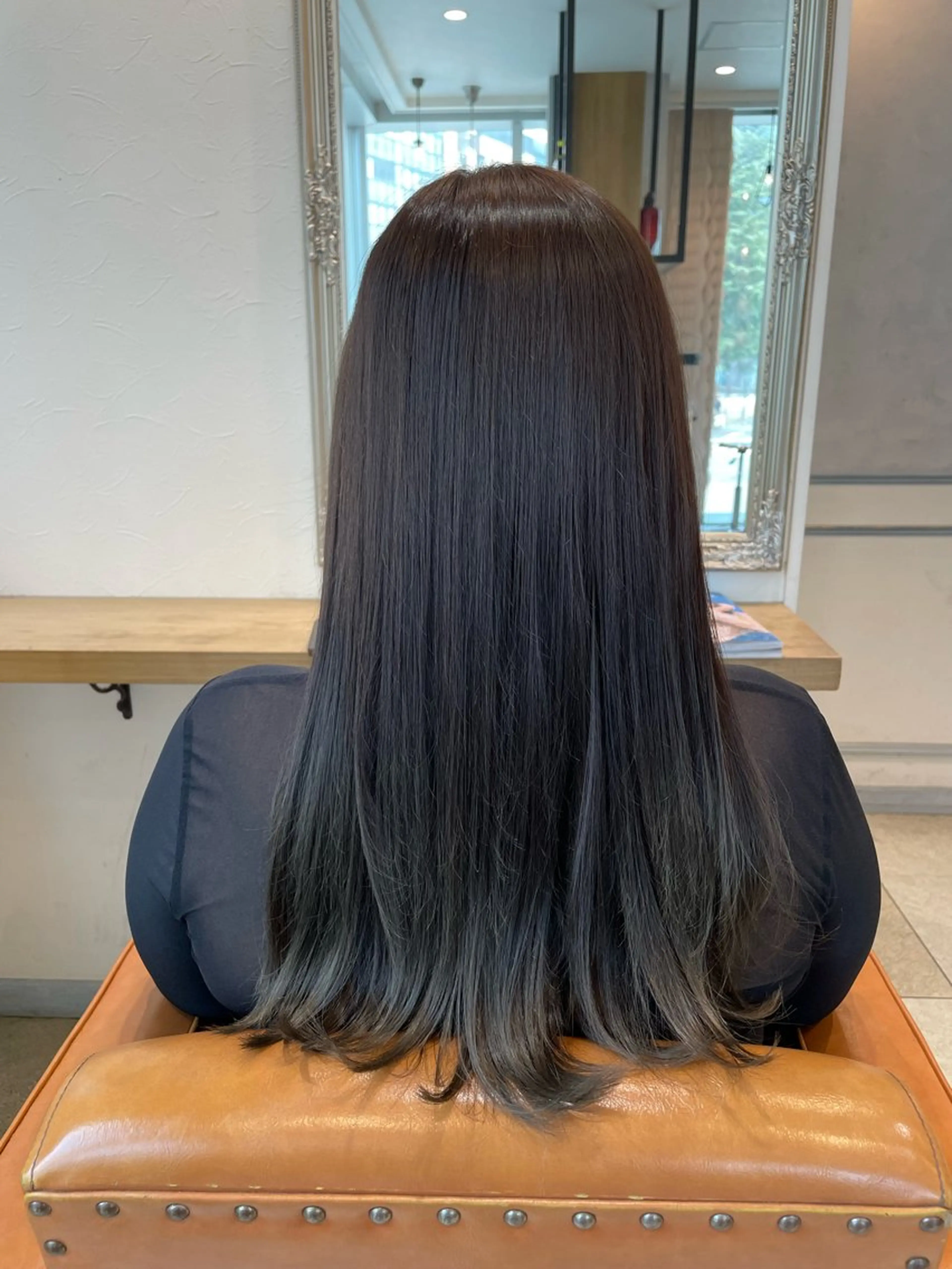 ロング カラー カット ヘアカラー 🌻あらしろ なつき🌻のヘアスタイル