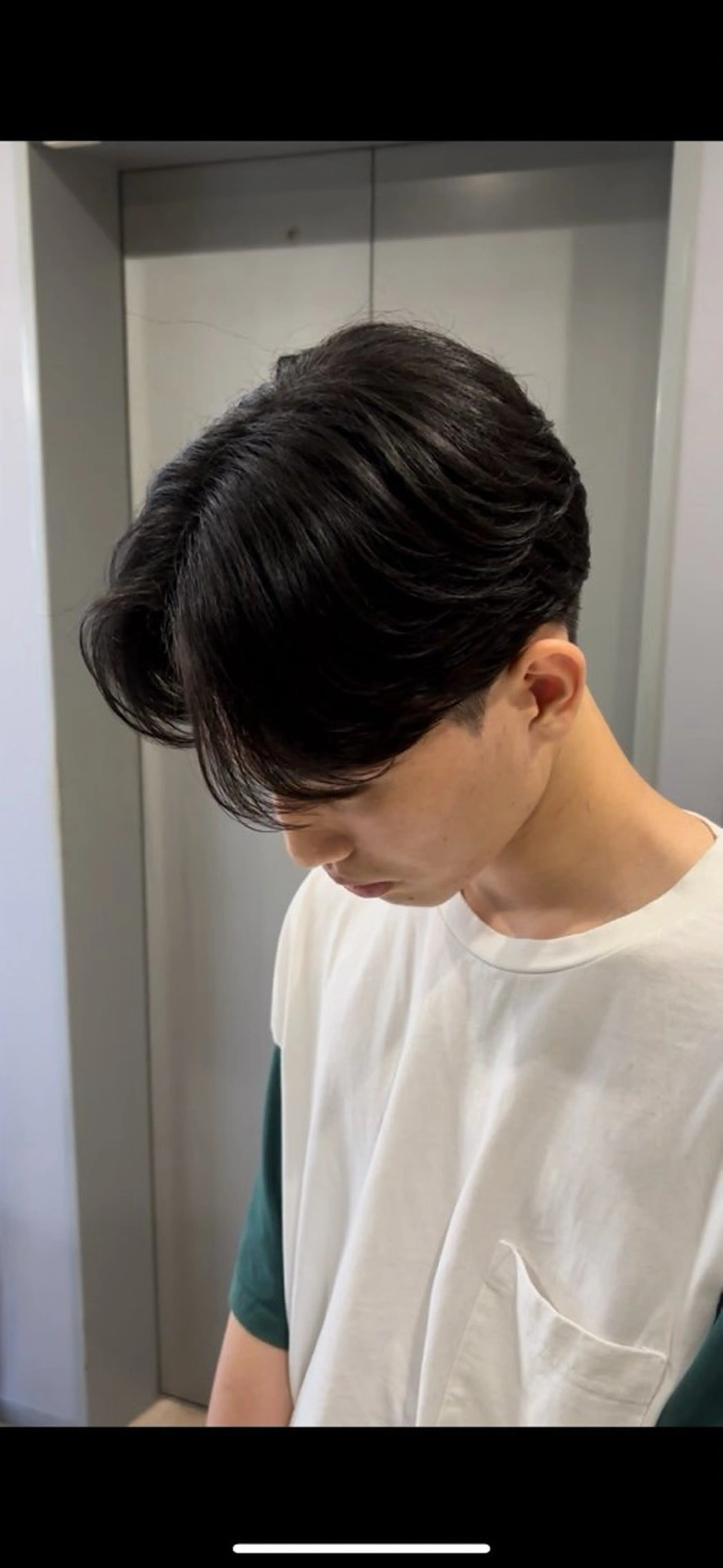 メンズ 足立 真里香のヘアスタイル