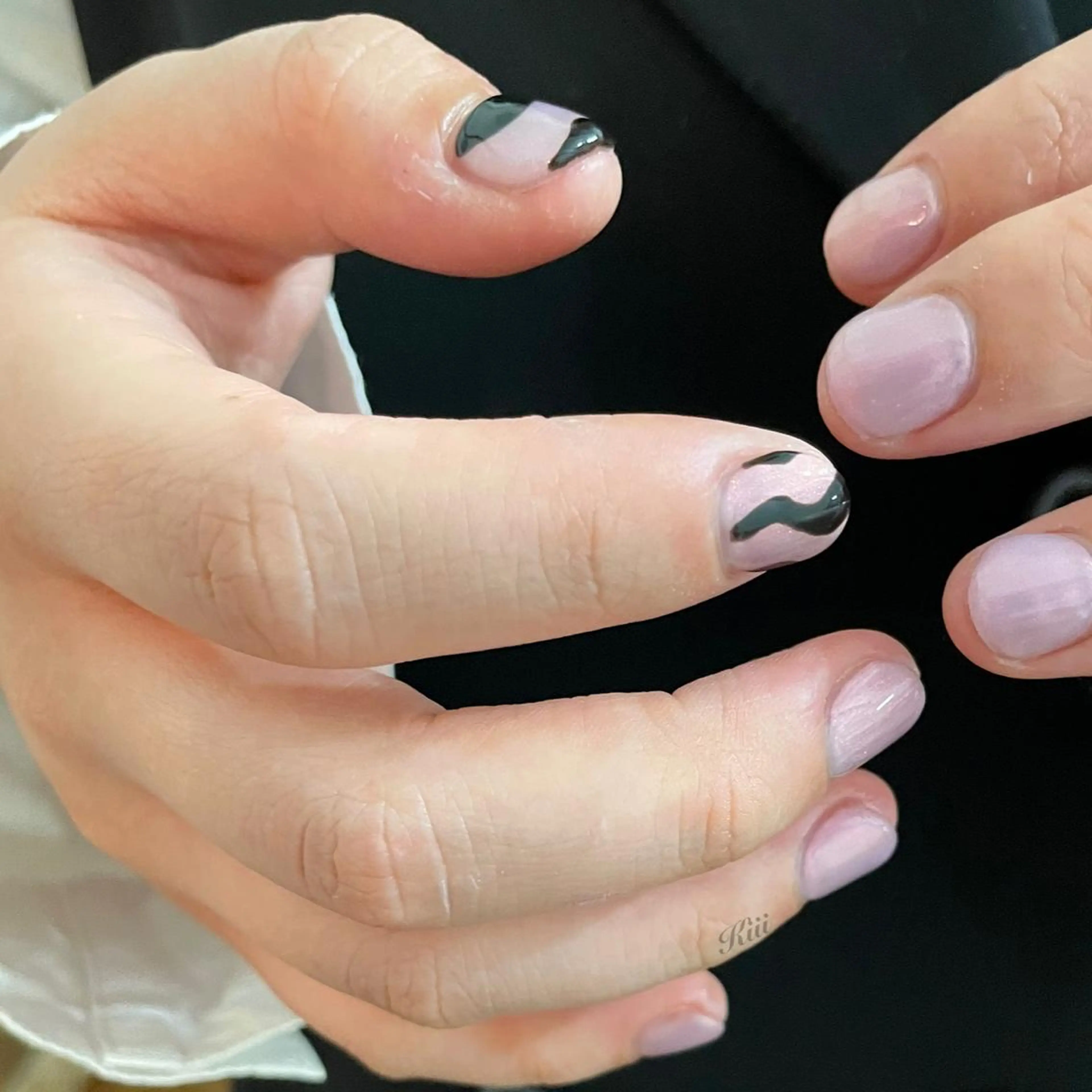 ネイル アートネイル ハンドネイル フットネイル kiii.__ ✴︎*のネイルデザイン