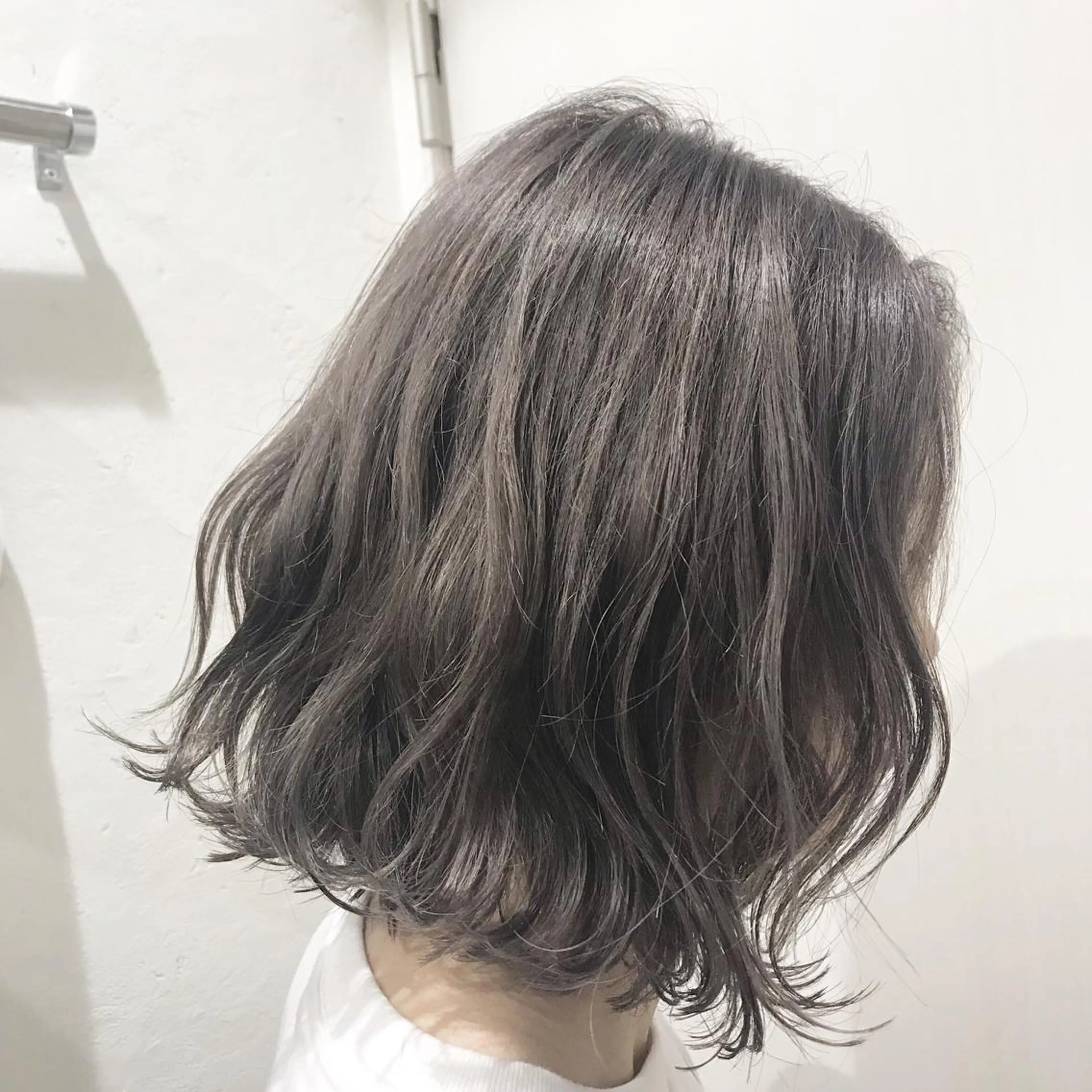 ショート カラー 暗髪/艶髪/Ono .のヘアスタイル