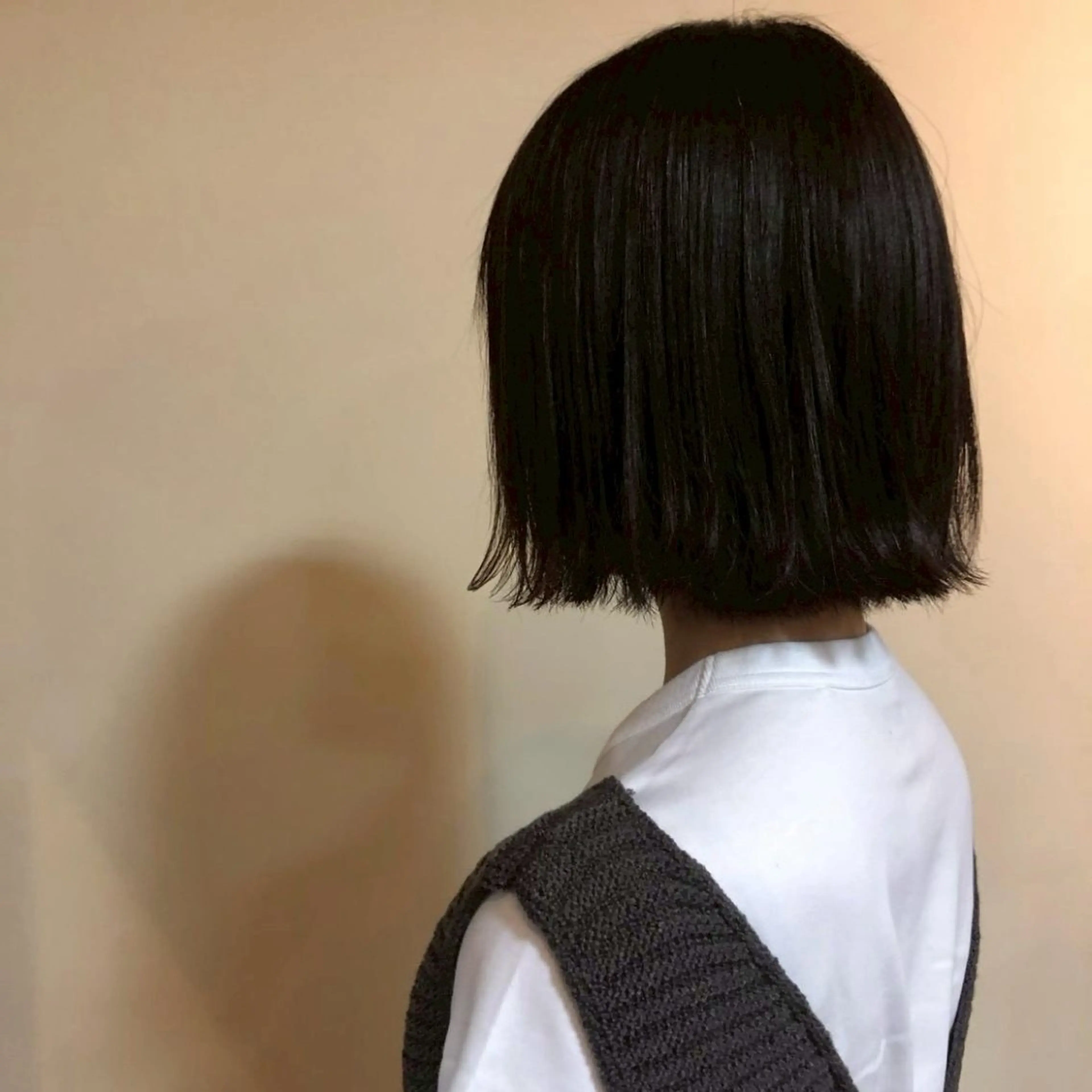 ミディアム ワンレンボブ ボブ 浅岡 昭汰のヘアスタイル