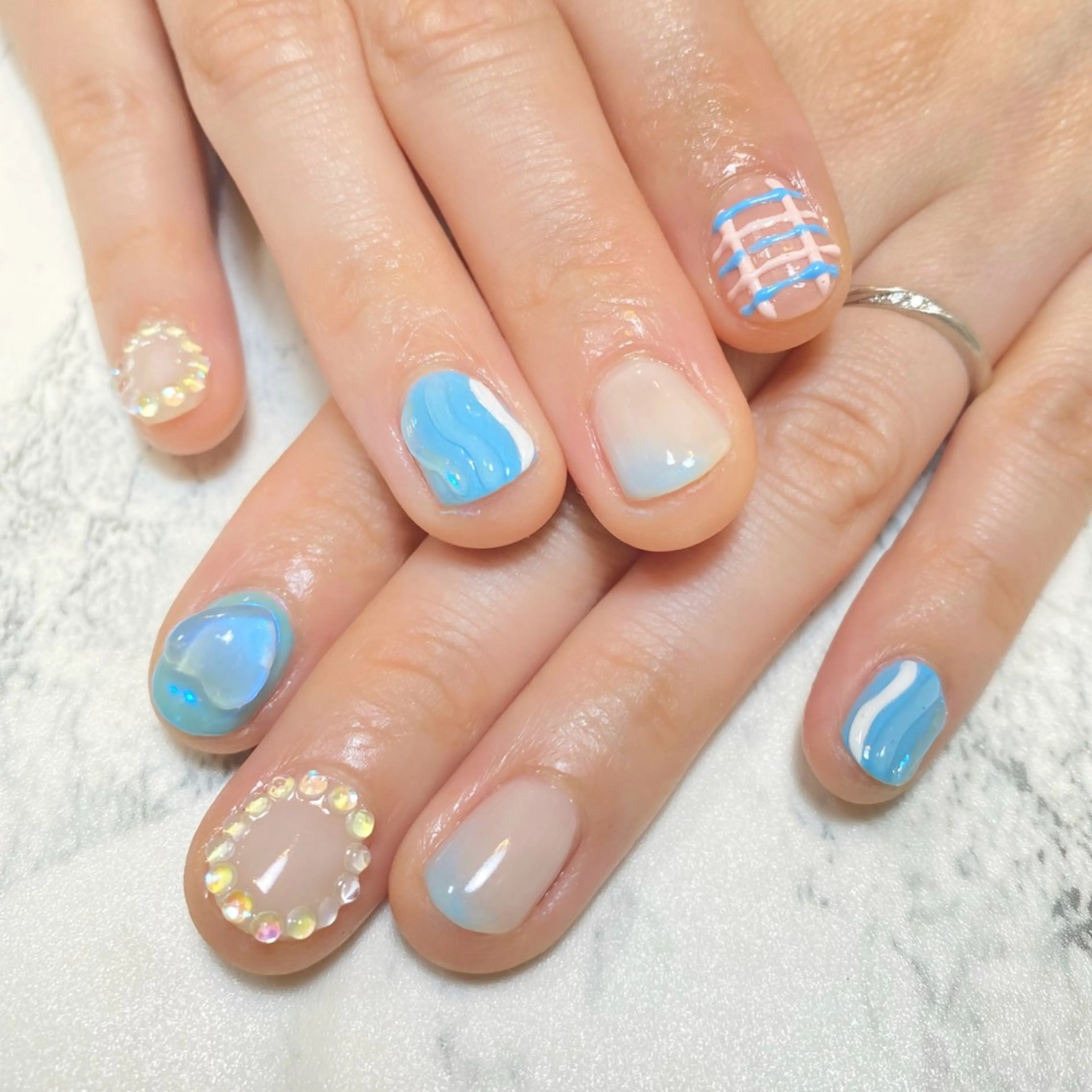 ネイル M’s + エムズプラスのネイルデザイン