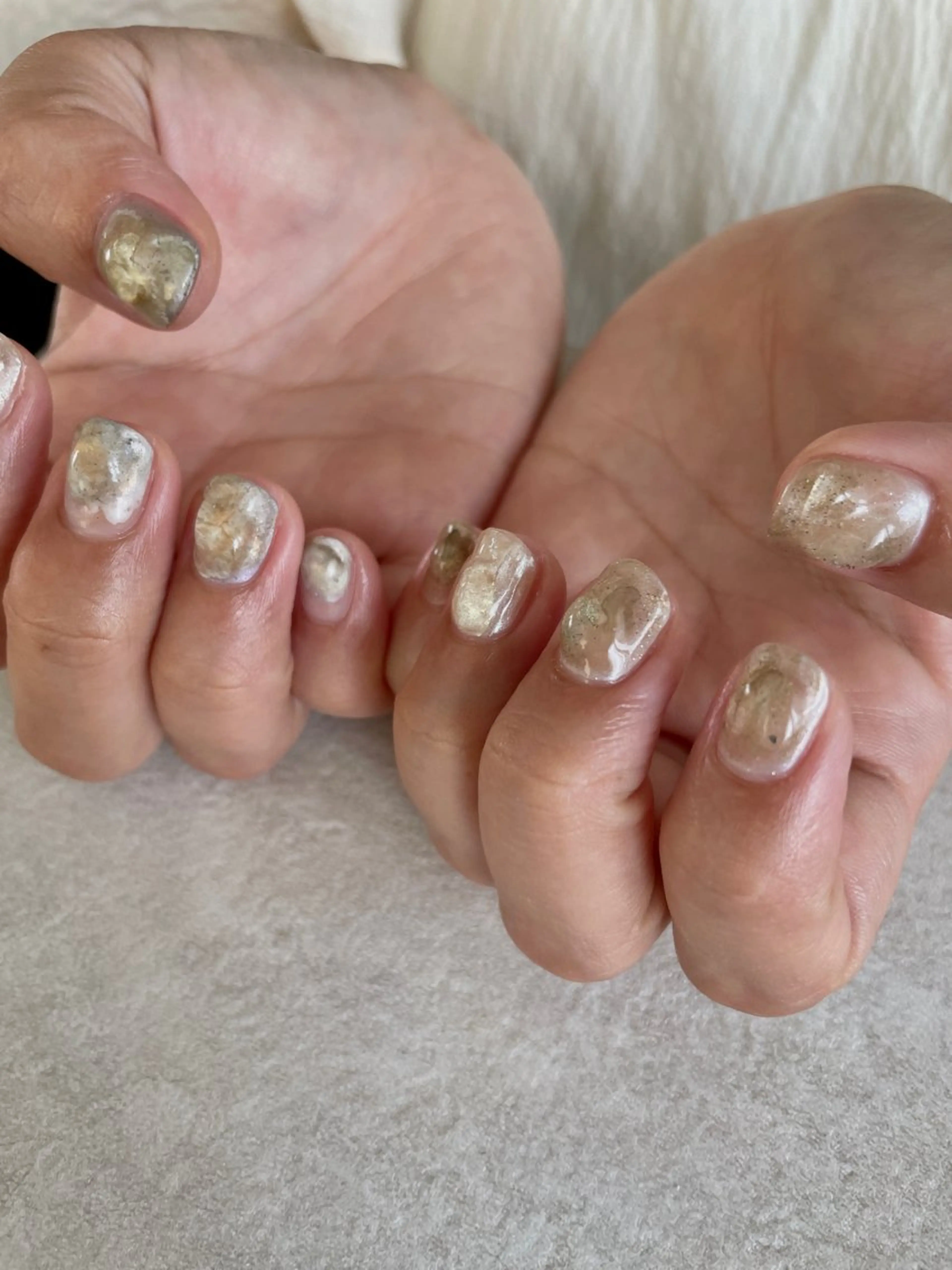 ネイル マグネットネイル ニュアンスネイル シンプルネイル 夏ネイル ハンドネイル "achoe" コエ HARUNAのネイルデザイン