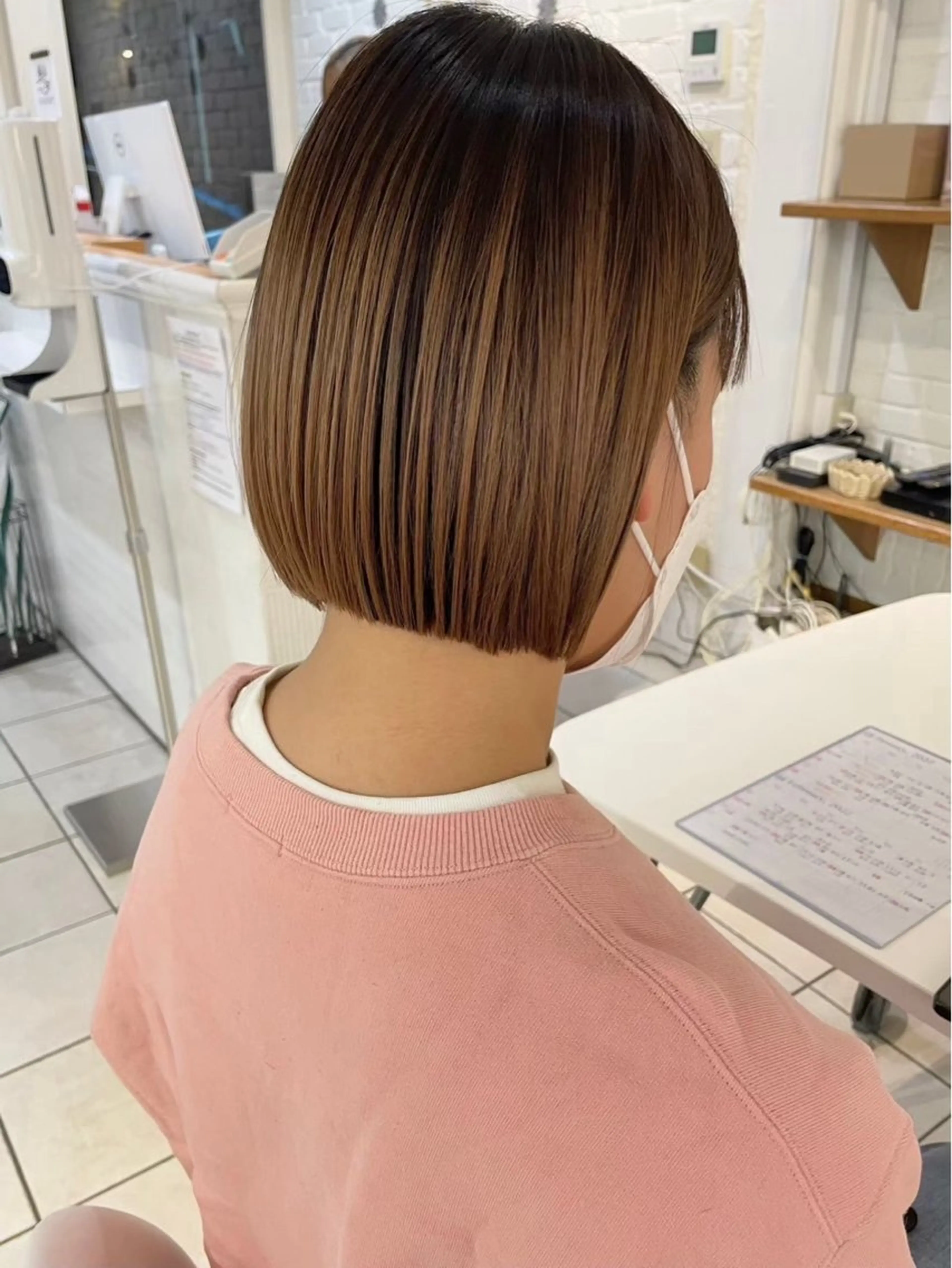 ショート ボブ 🌟デザインカラー 🌟コノミ🌟のヘアスタイル