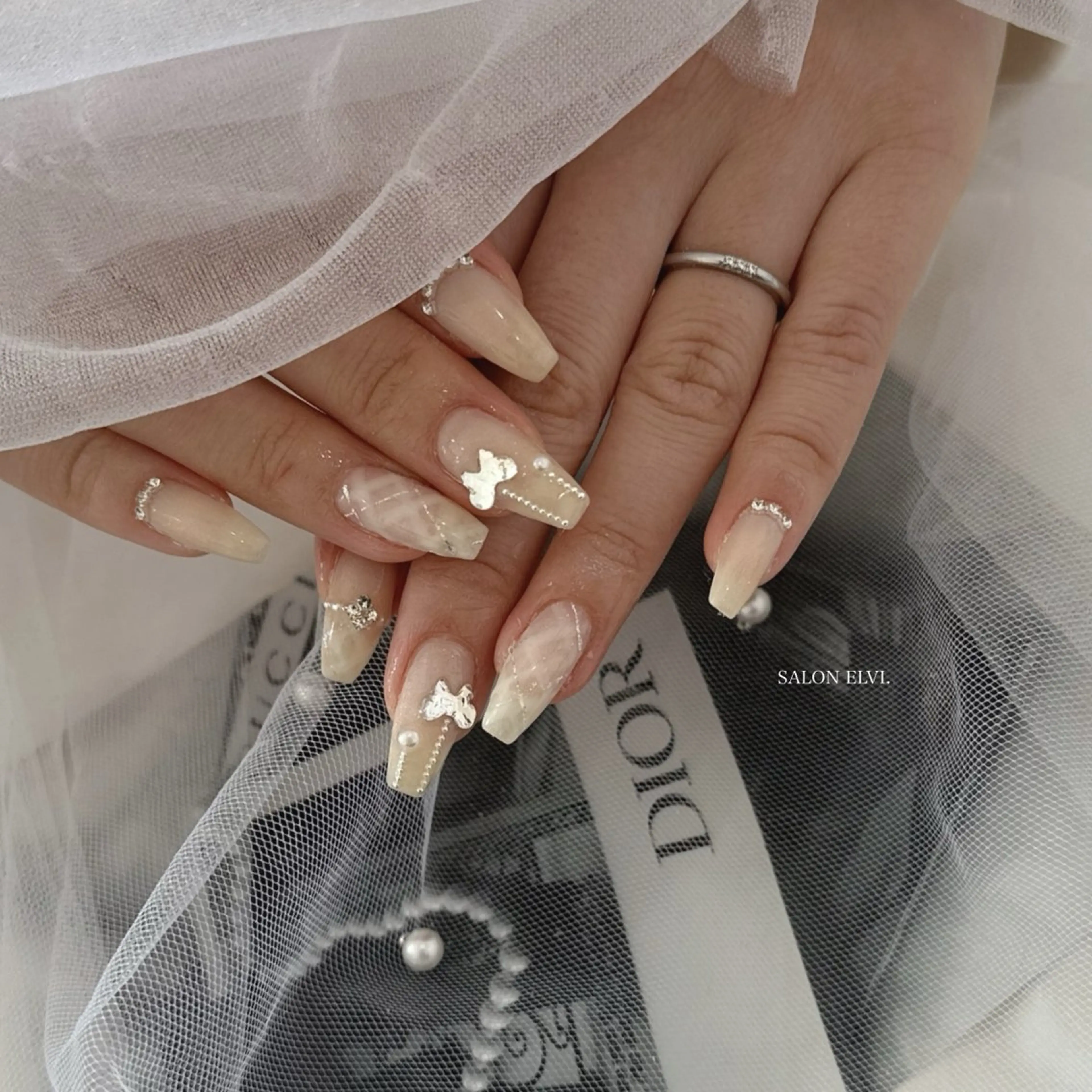 ネイル SALON ELVI.のネイルデザイン