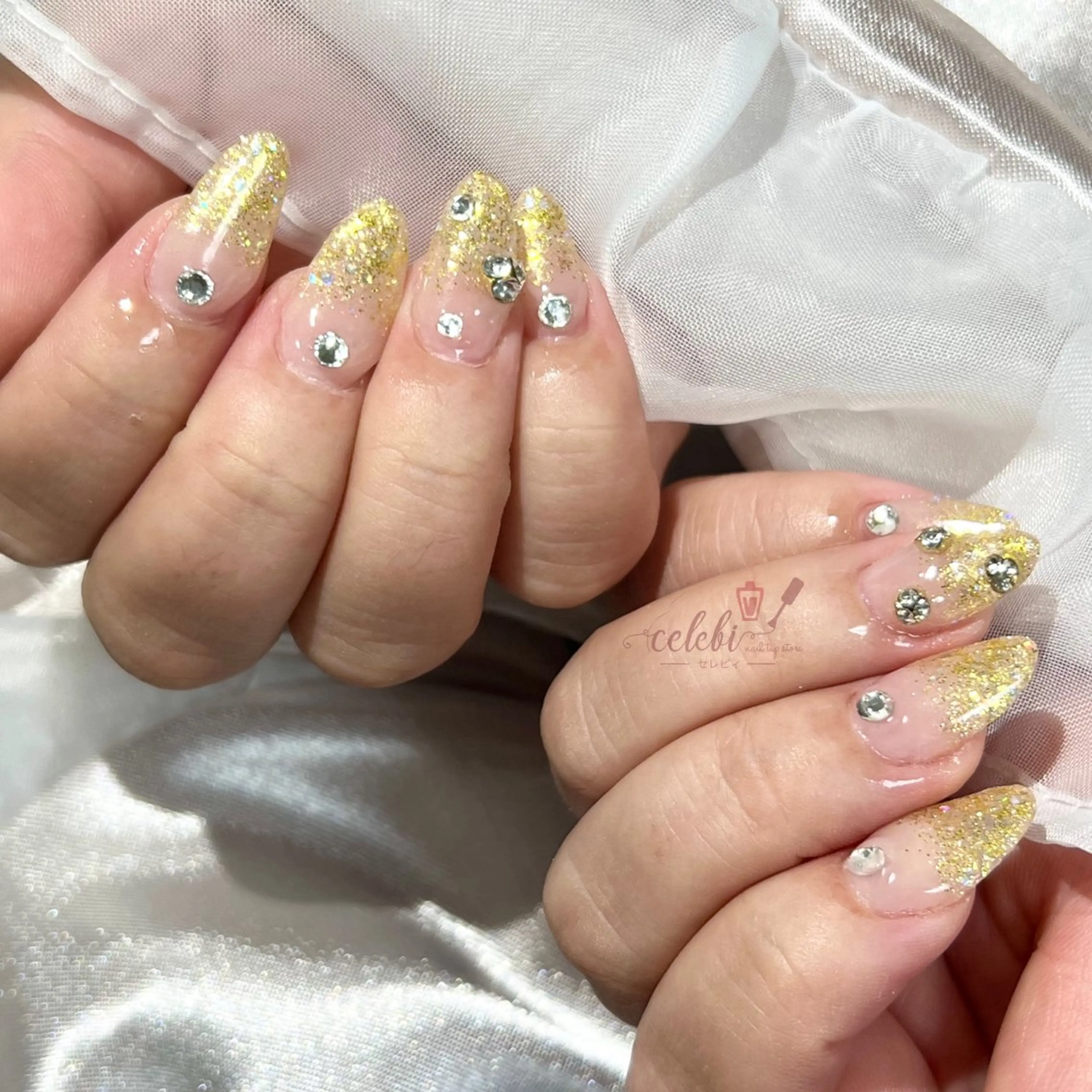 ネイル ハンドネイル ハンドケア オーダーネイルチップ サロンcelebiのネイルデザイン