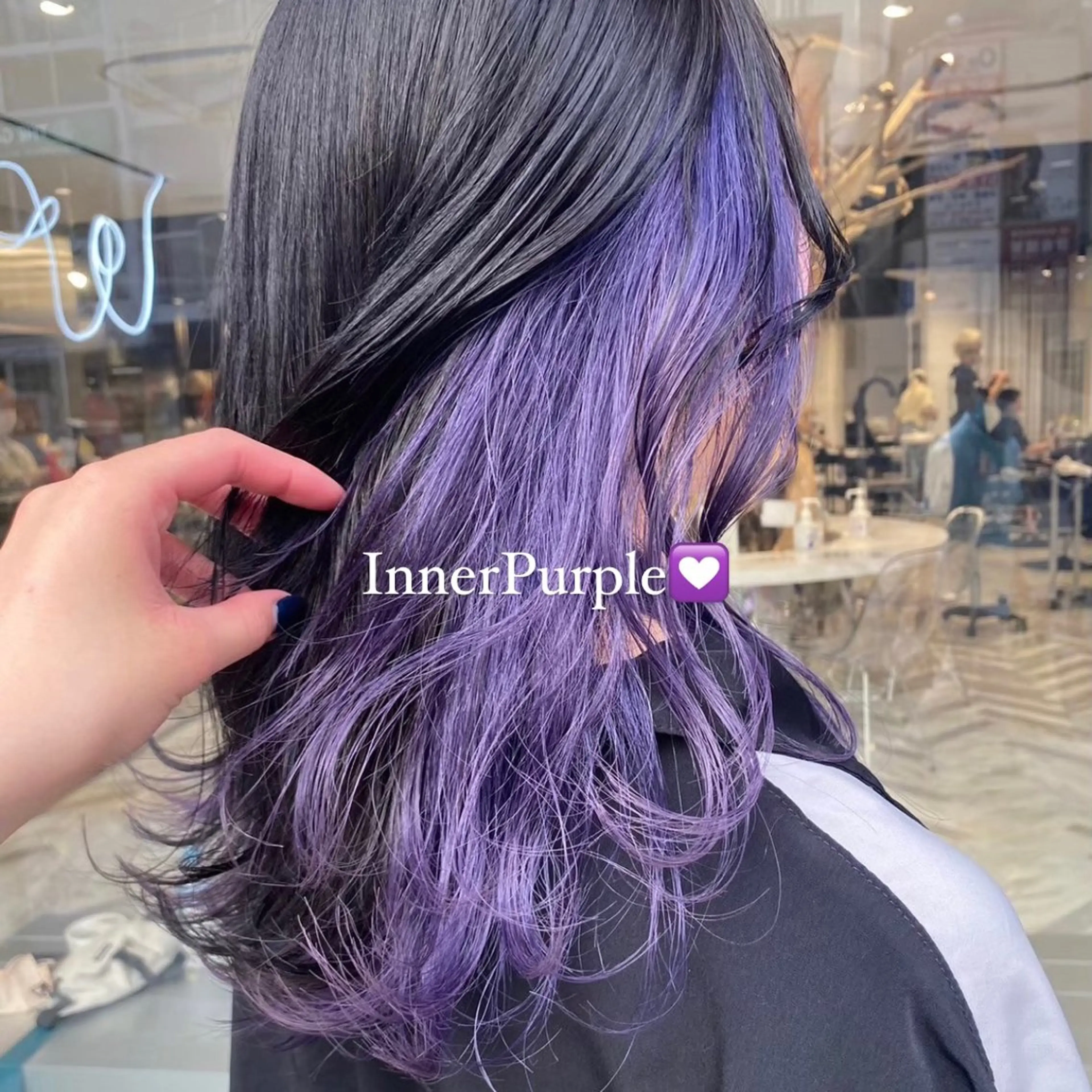 【🦊デザインカラー🎨】インナーカラー/インナー部分のみブリーチあり/ケアブリーチ/ワンカラーの写真