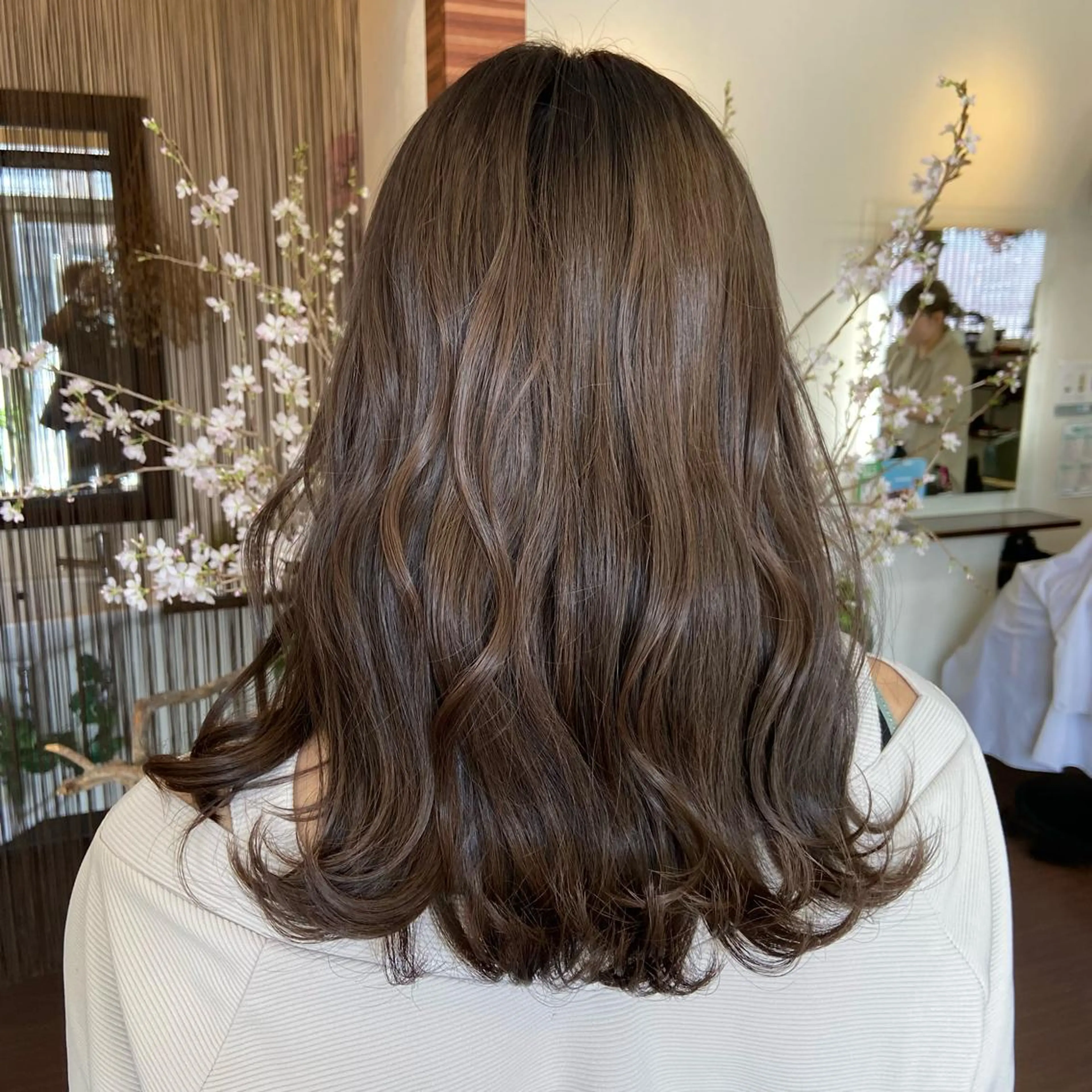 セミロング カラー 透明感カラー カット ヘアカラー 大人女性の艶カット カラー/菊池柊真🌟のヘアスタイル