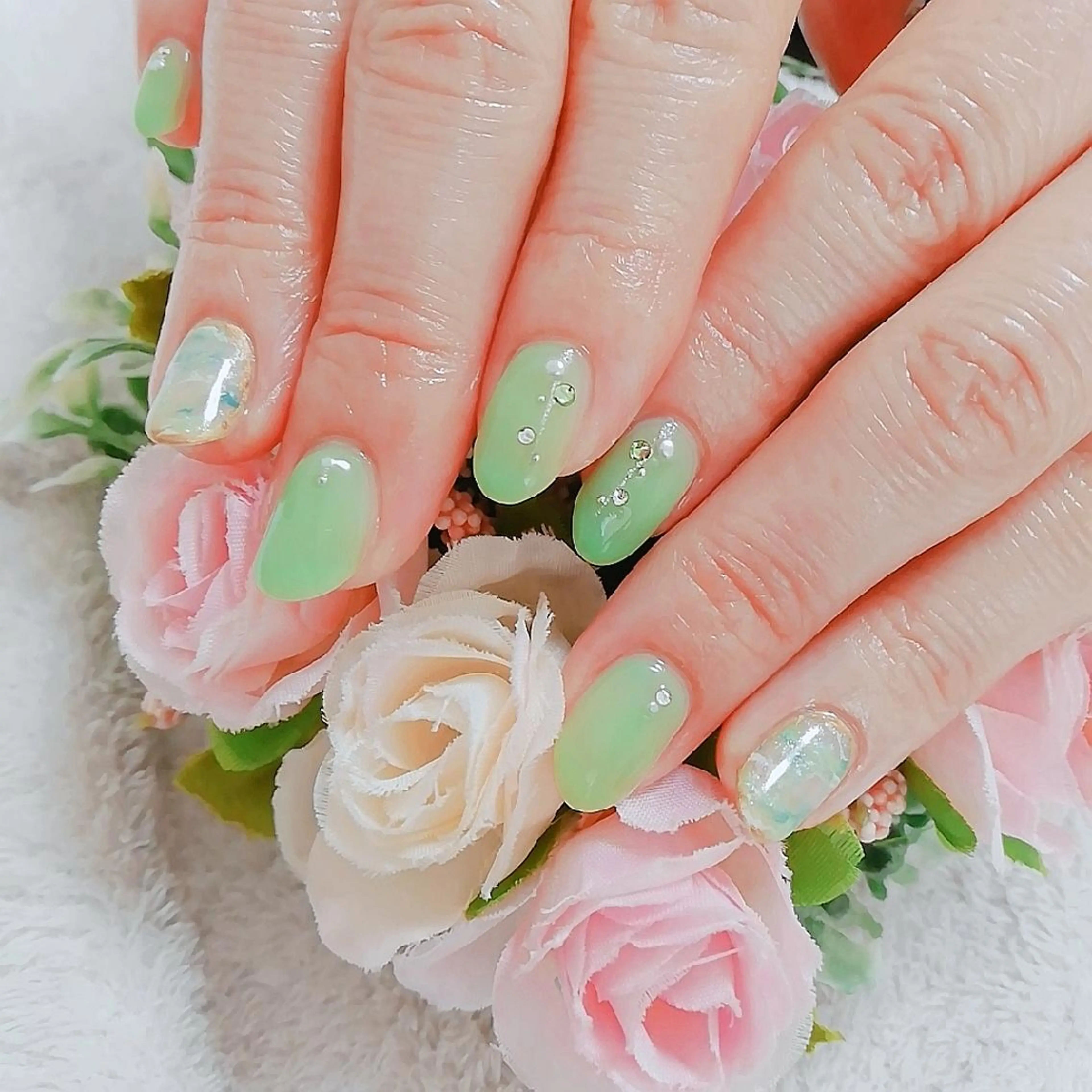 ネイル アートネイル ハンドネイル 柴崎 美幸のネイルデザイン