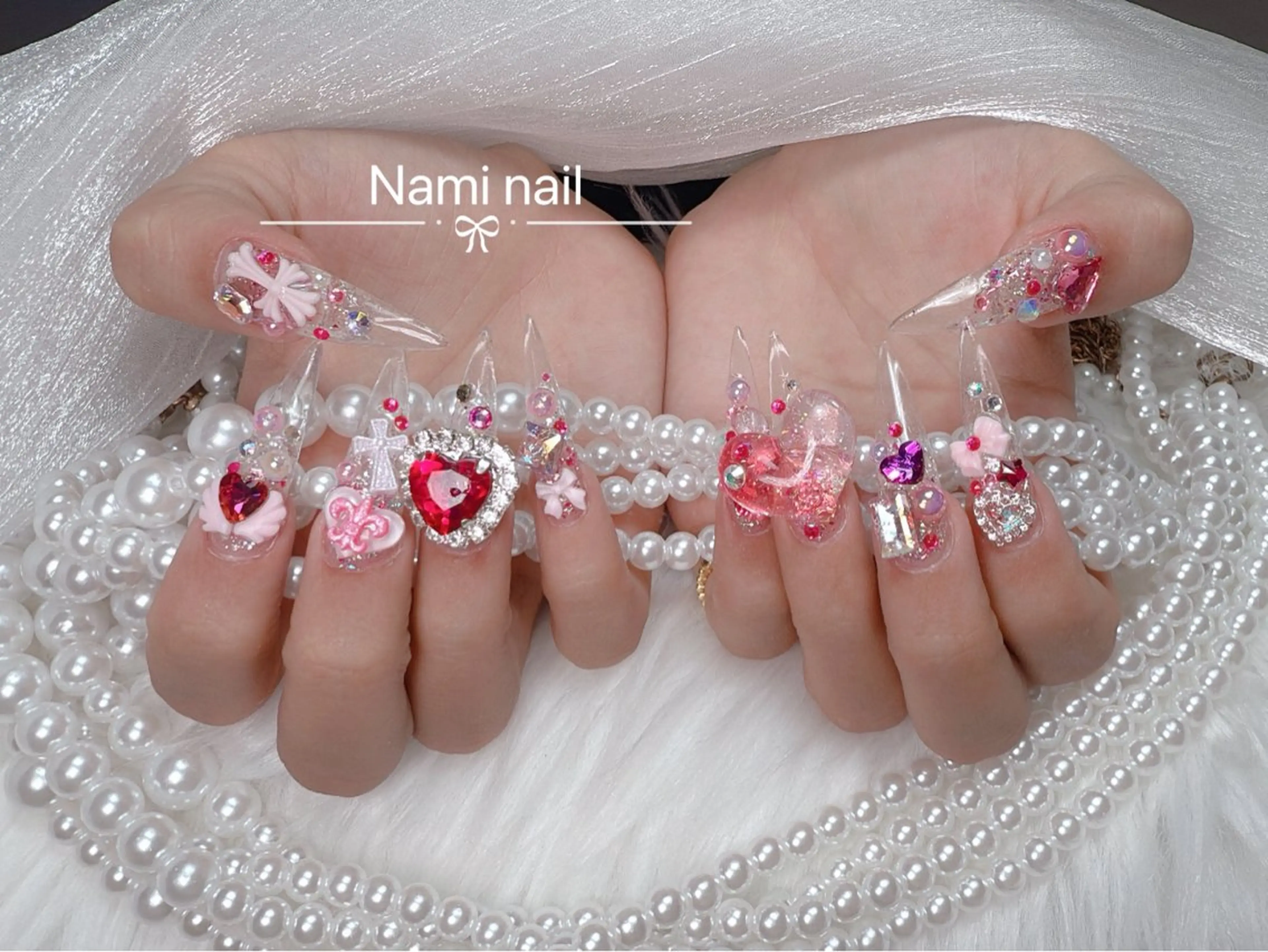 ネイル 長さ出し ガーリー 韓国ネイル ロングネイル 持ち込み ハンドネイル Nami nail salonのネイルデザイン