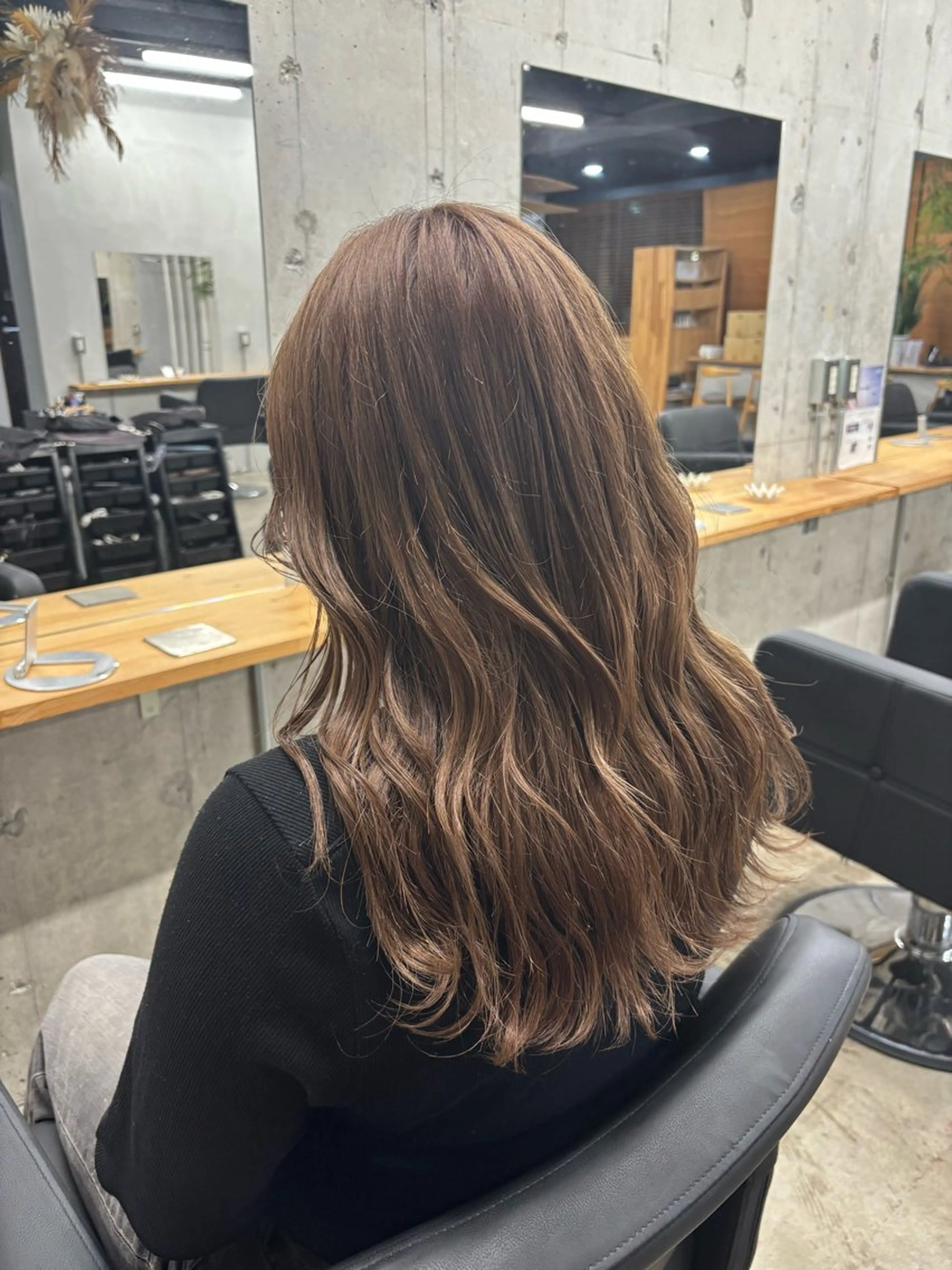 セミロング カラー mono / Manatoのヘアスタイル