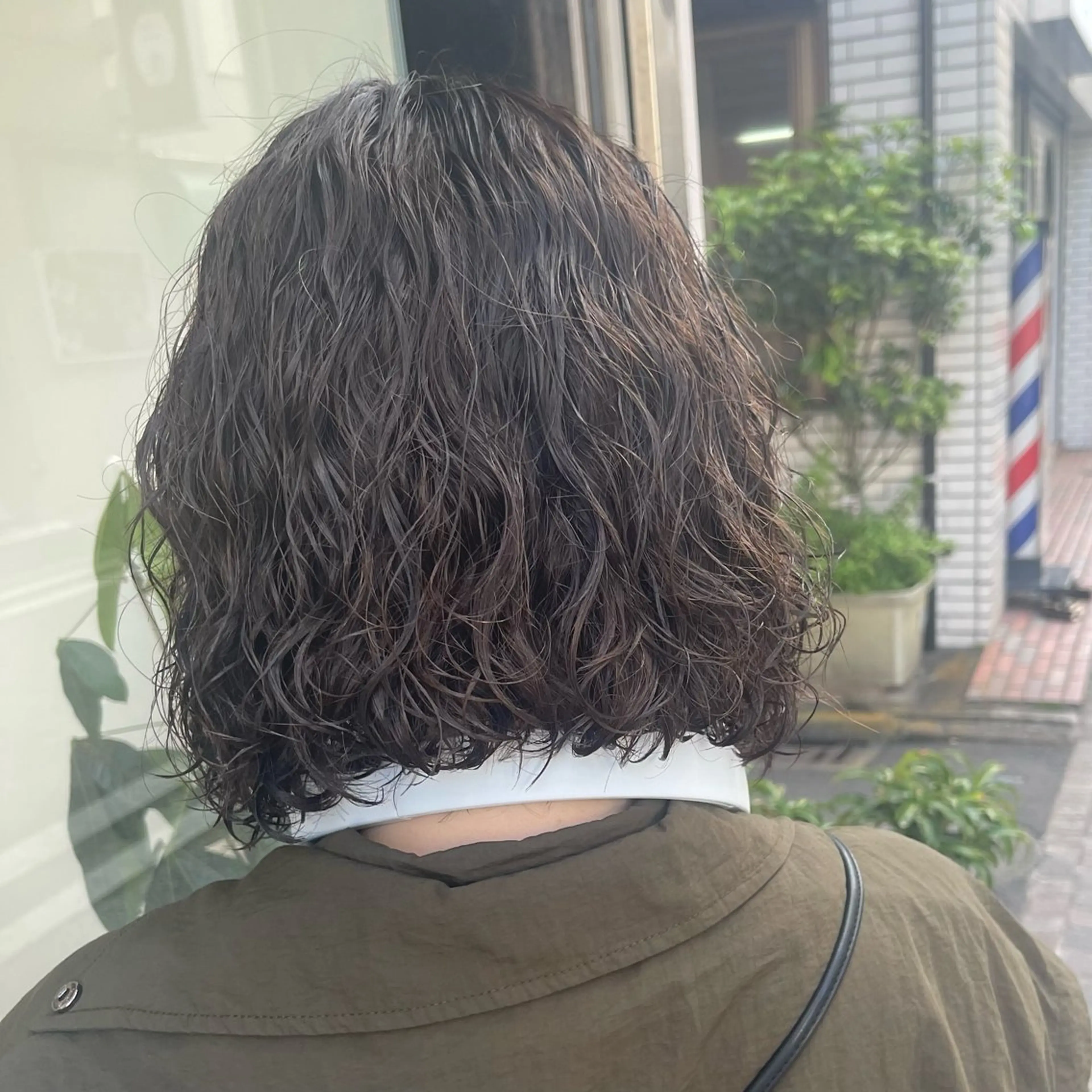 ミディアム カラー パーマ ミディアムパーマ ボブ カット パーマ 悩みを解決💫似合せ RENのヘアスタイル