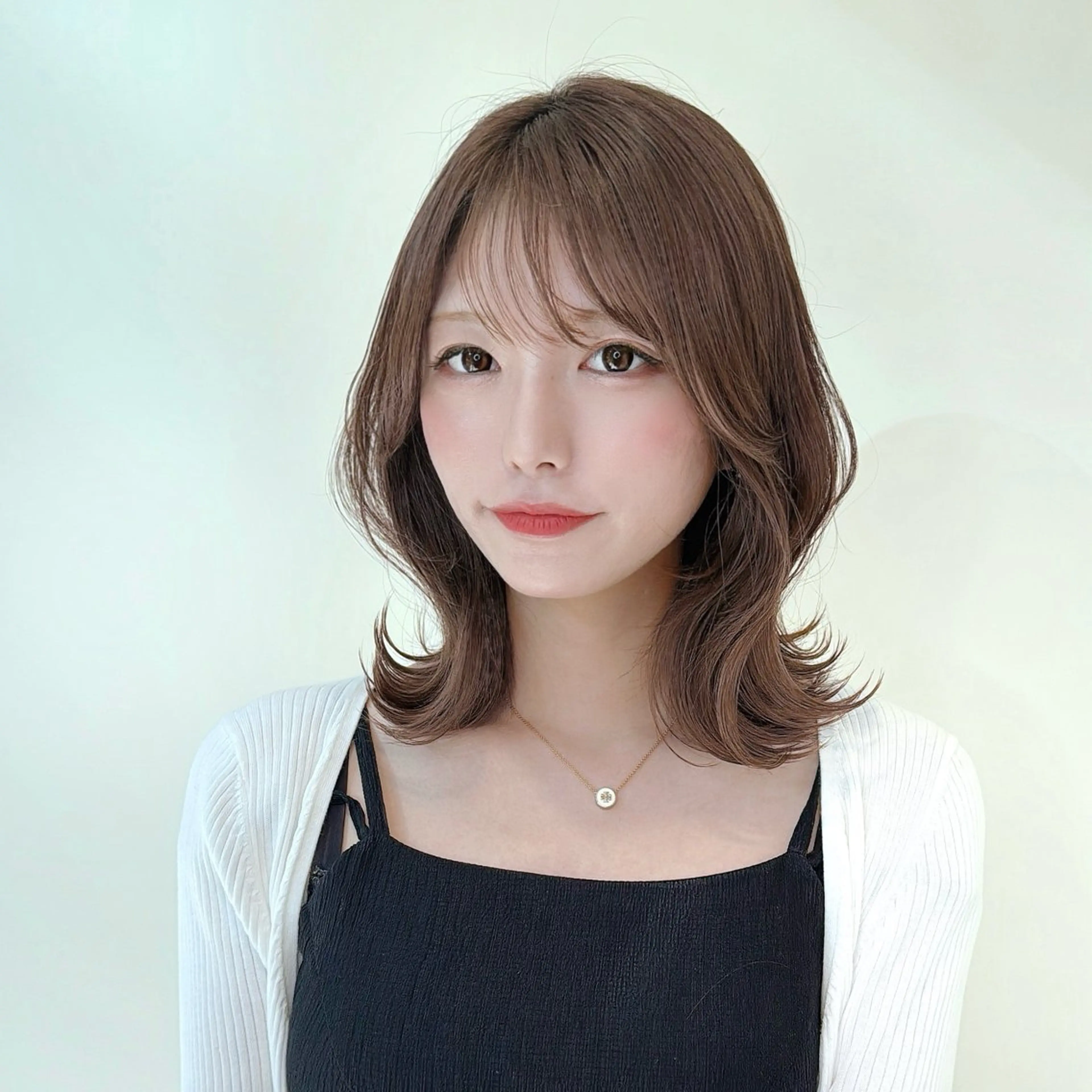 ミディアム カラー カット 1日1名様限定 予約可能のヘアスタイル