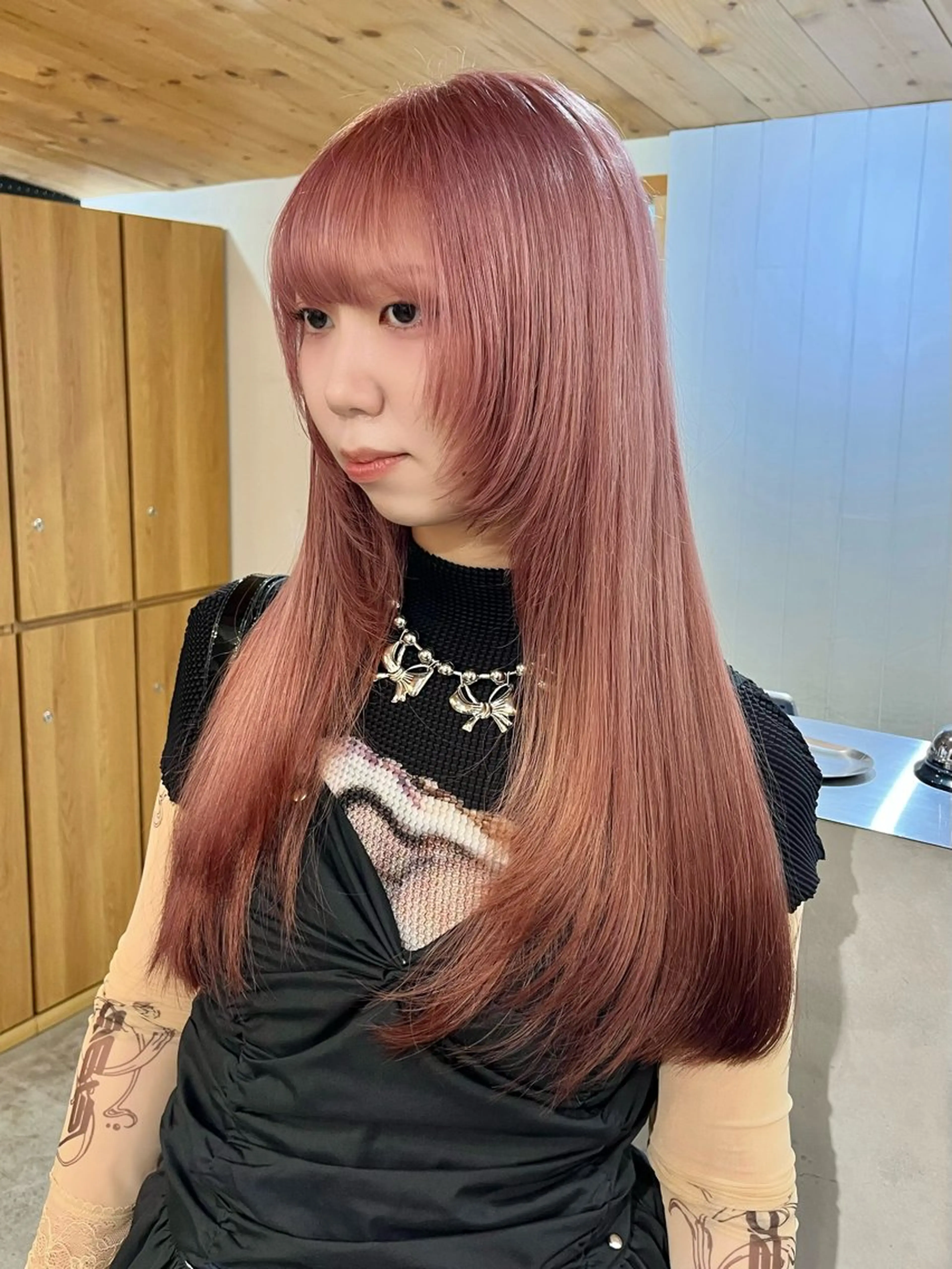 ロング カラー ヘアアレンジ ブリーチ ピンクカラー 🫧透明感カラー/ ナルハ🫧のヘアスタイル