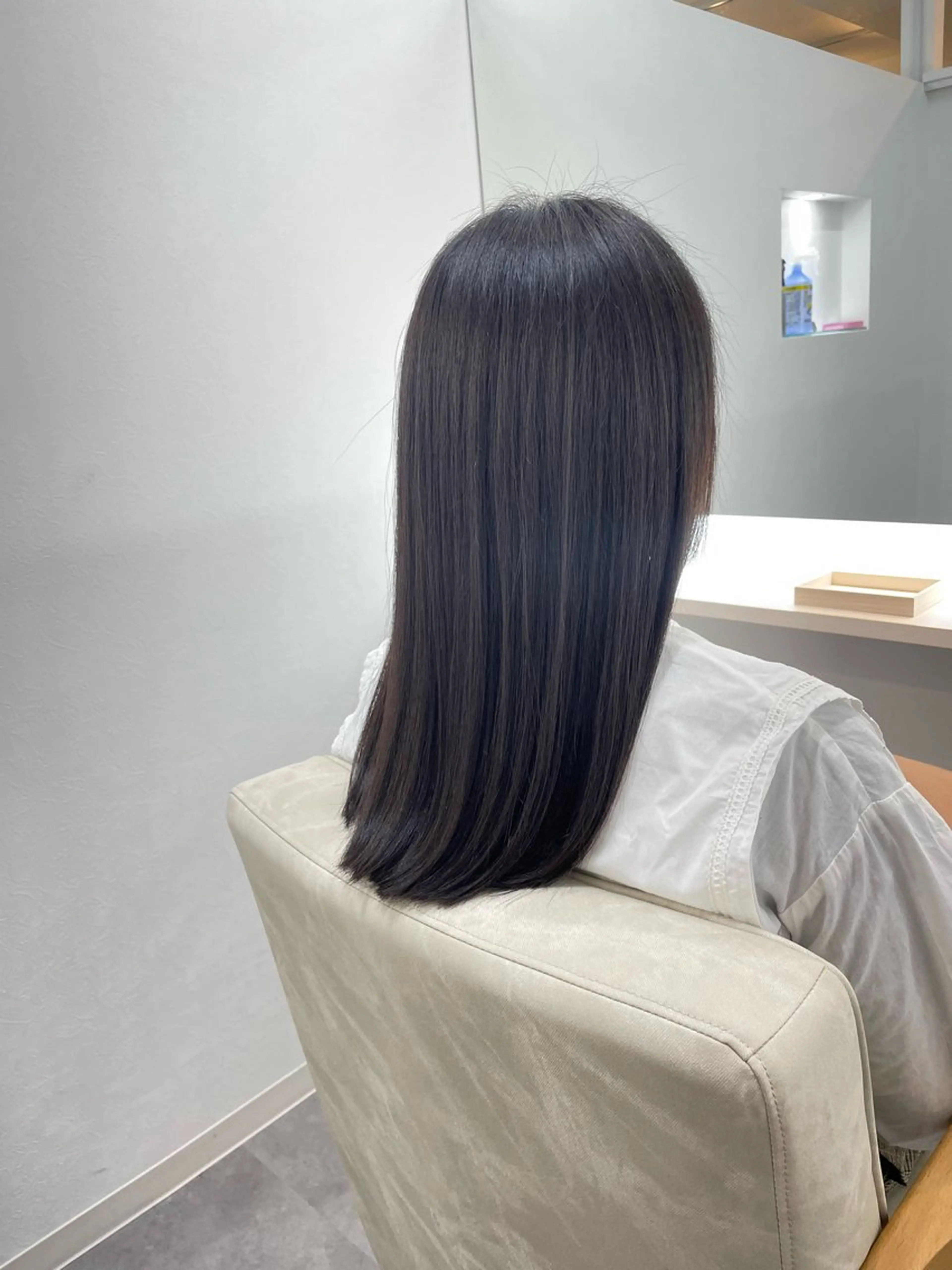 セミロング 縮毛矯正 トリートメント カット 縮毛矯正 トリートメント 甲斐 飛鳥のヘアスタイル