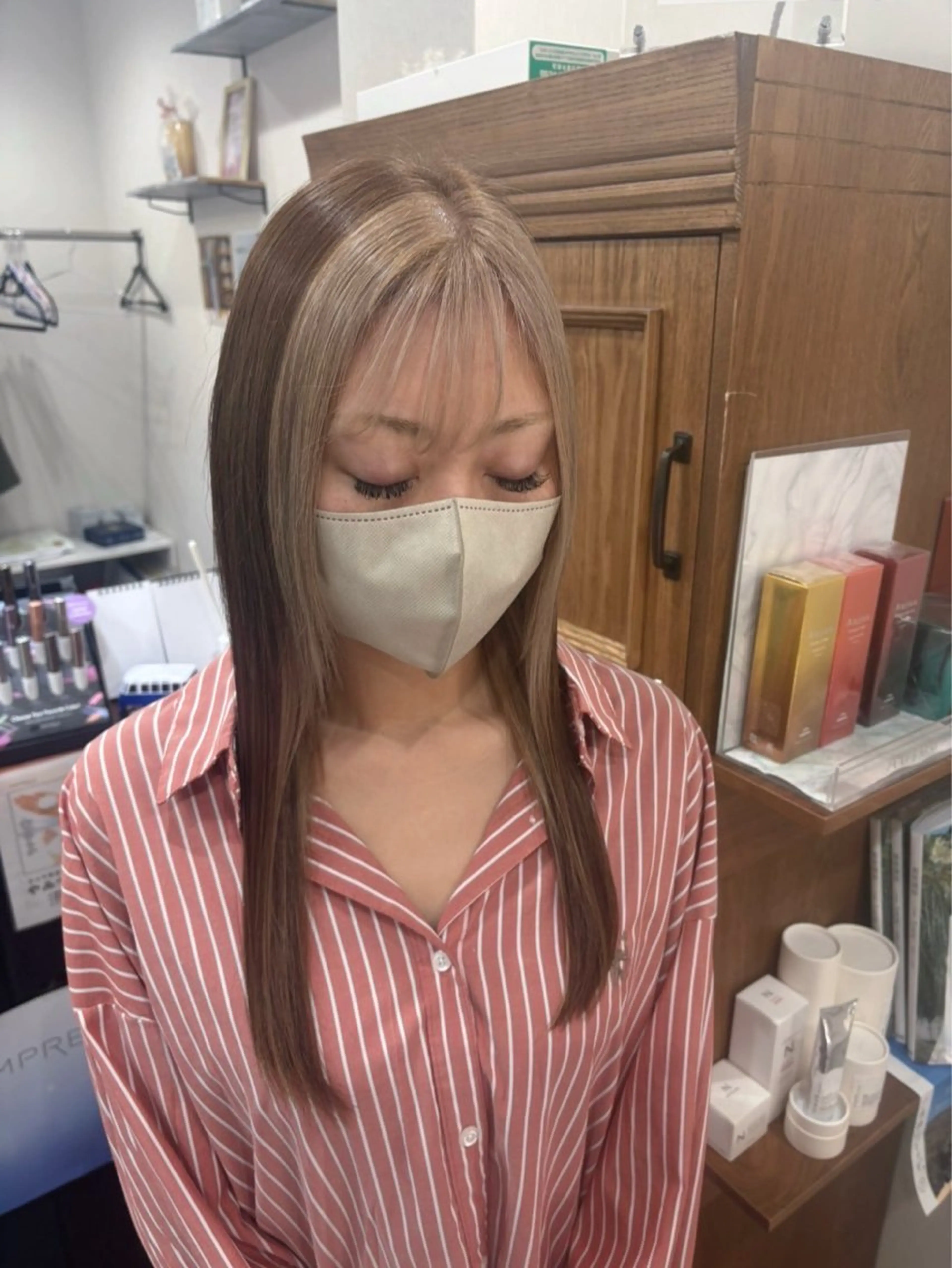 ロング 江波戸 恵のヘアスタイル