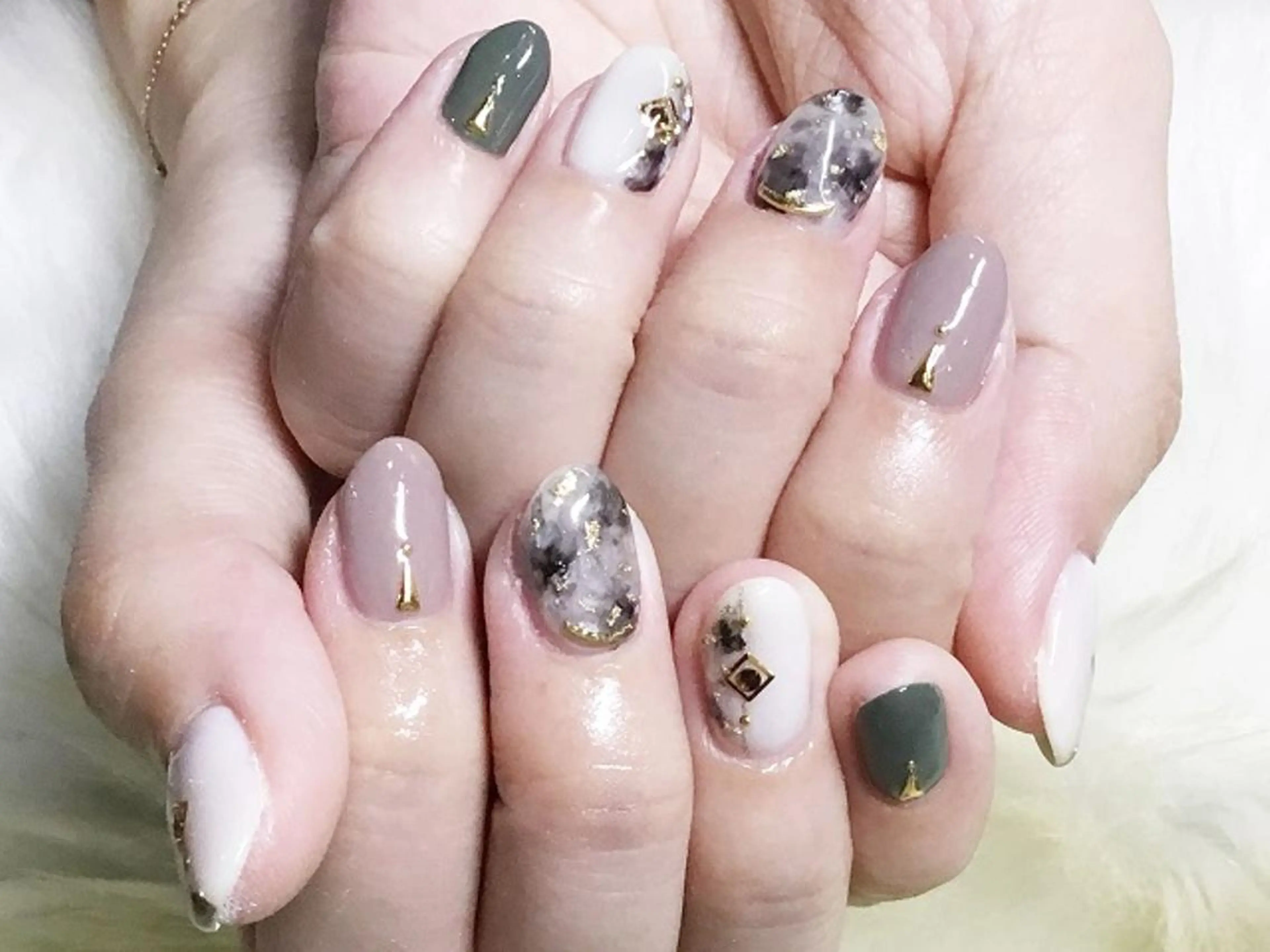 ネイル K. Harukaのネイルデザイン