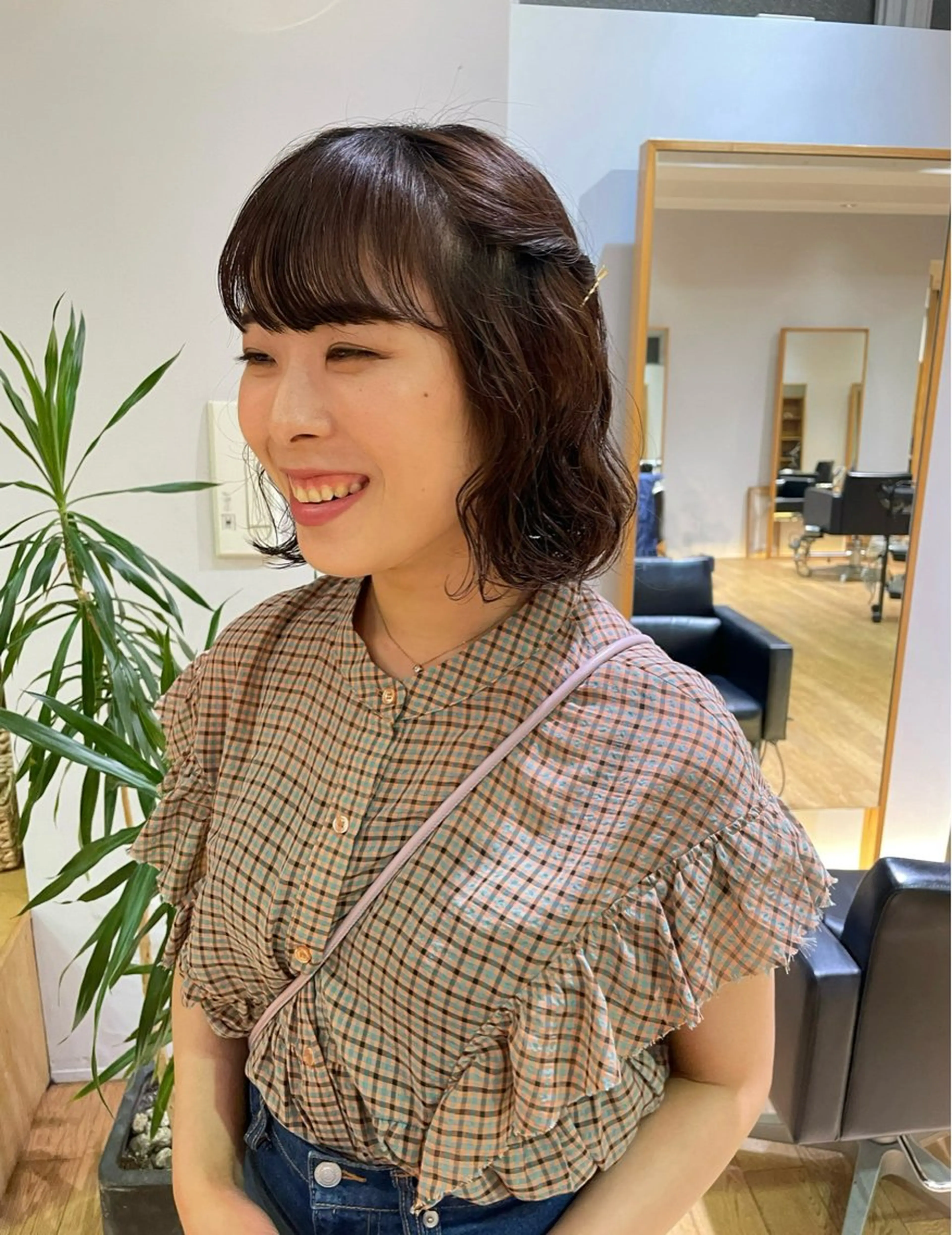 ミディアム ミディアムパーマ カット パーマ 大橋 芽衣のヘアスタイル