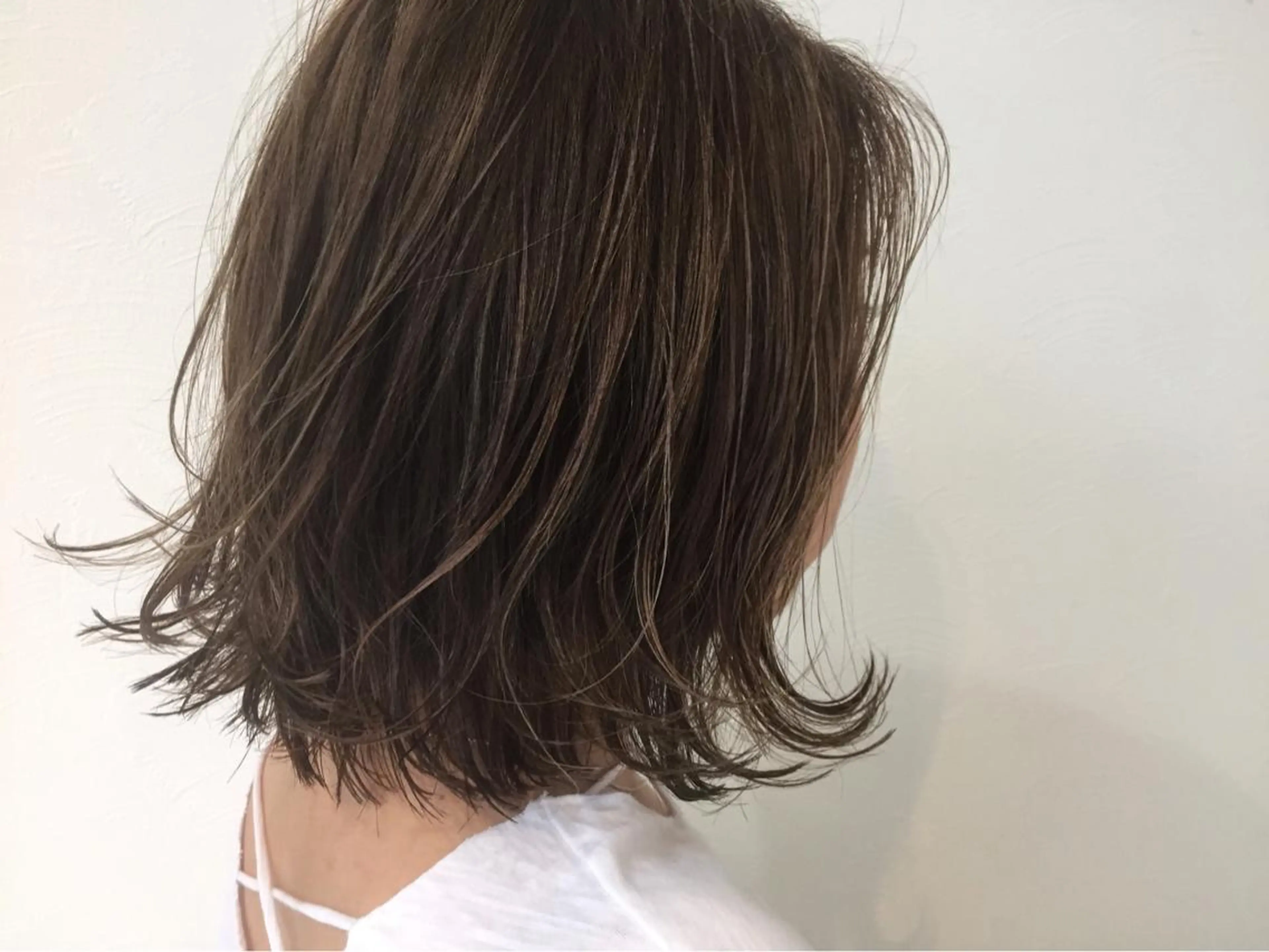 ミディアム ボブ 外ハネヘア Life salon SAKURAのヘアスタイル